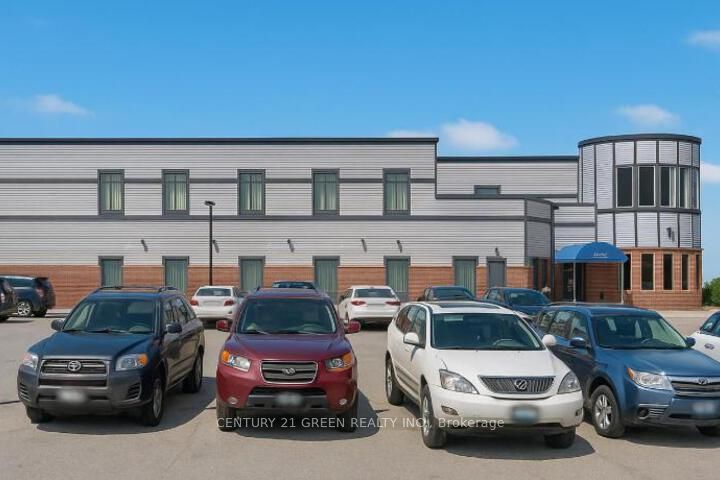 210 Main Street E