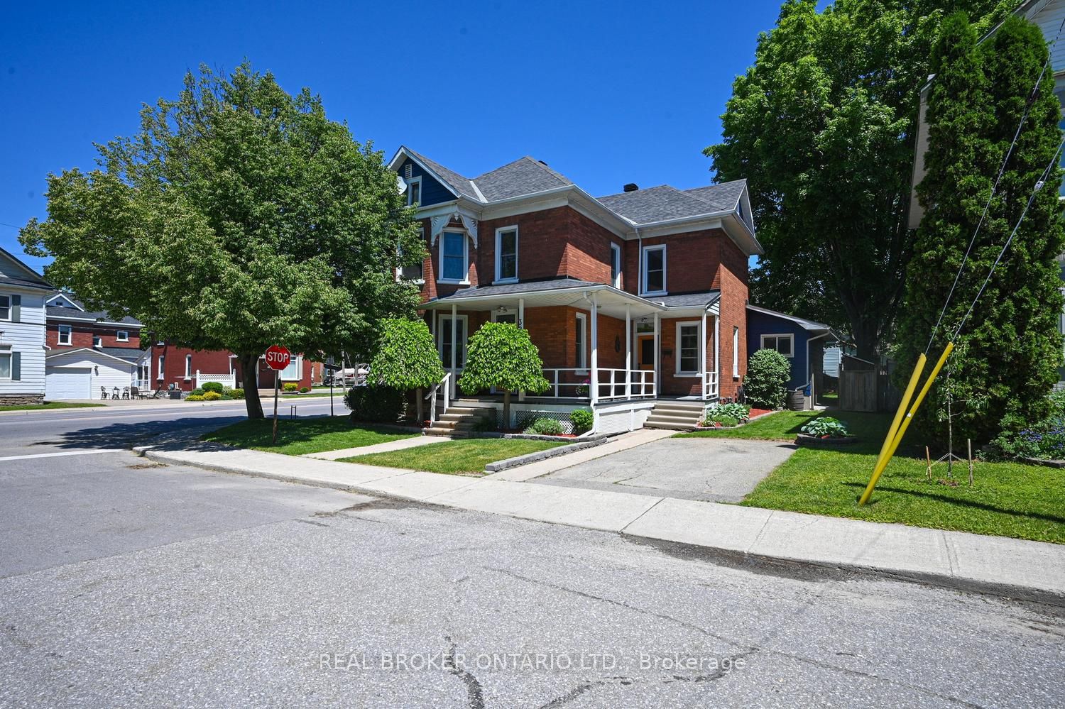 39 Mcewen Avenue