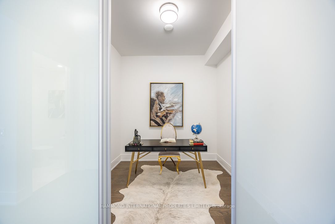 397 Royal Orchard Boulevard 706