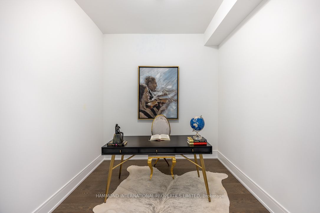 397 Royal Orchard Boulevard 706