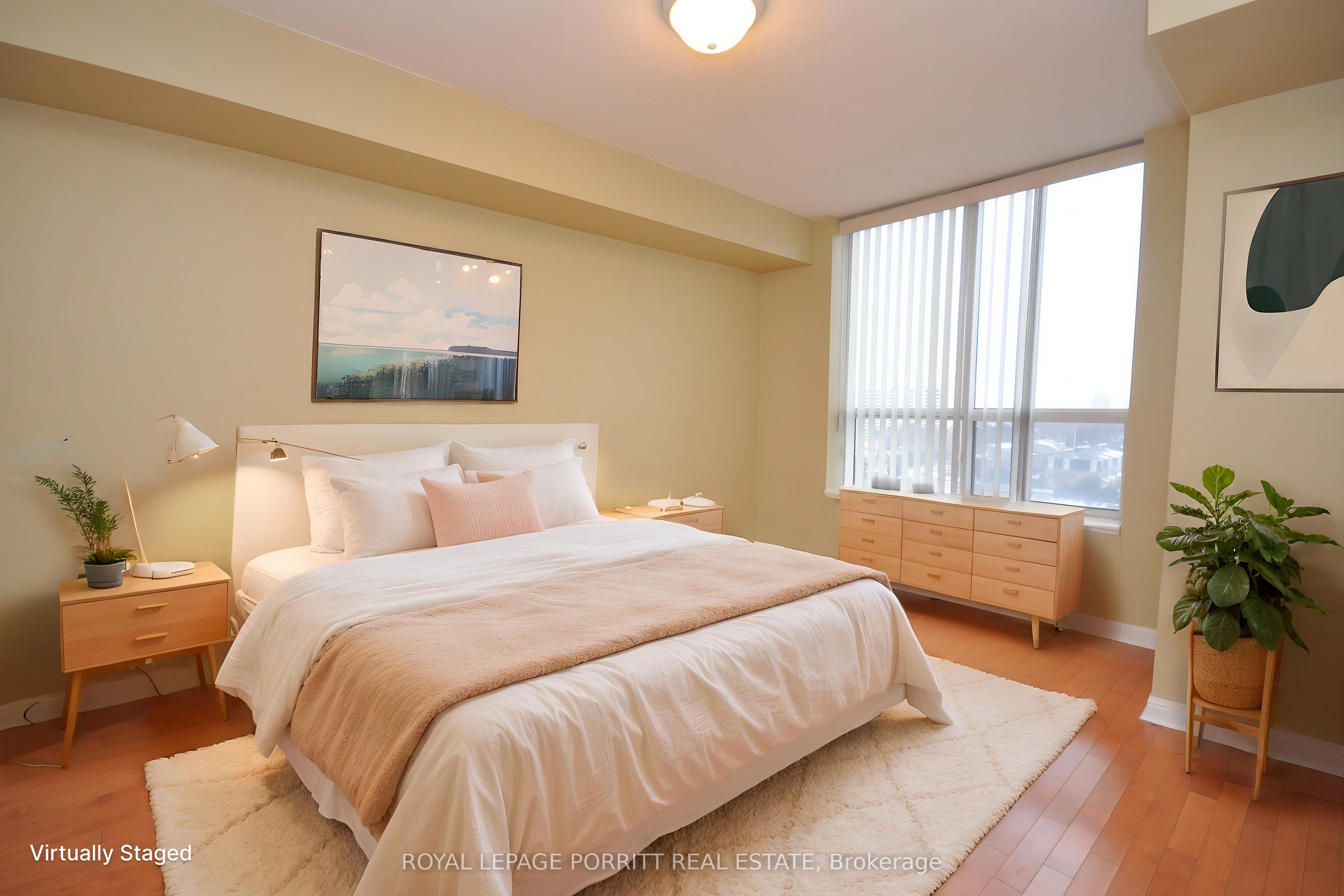 1140 Parkwest Place 901
