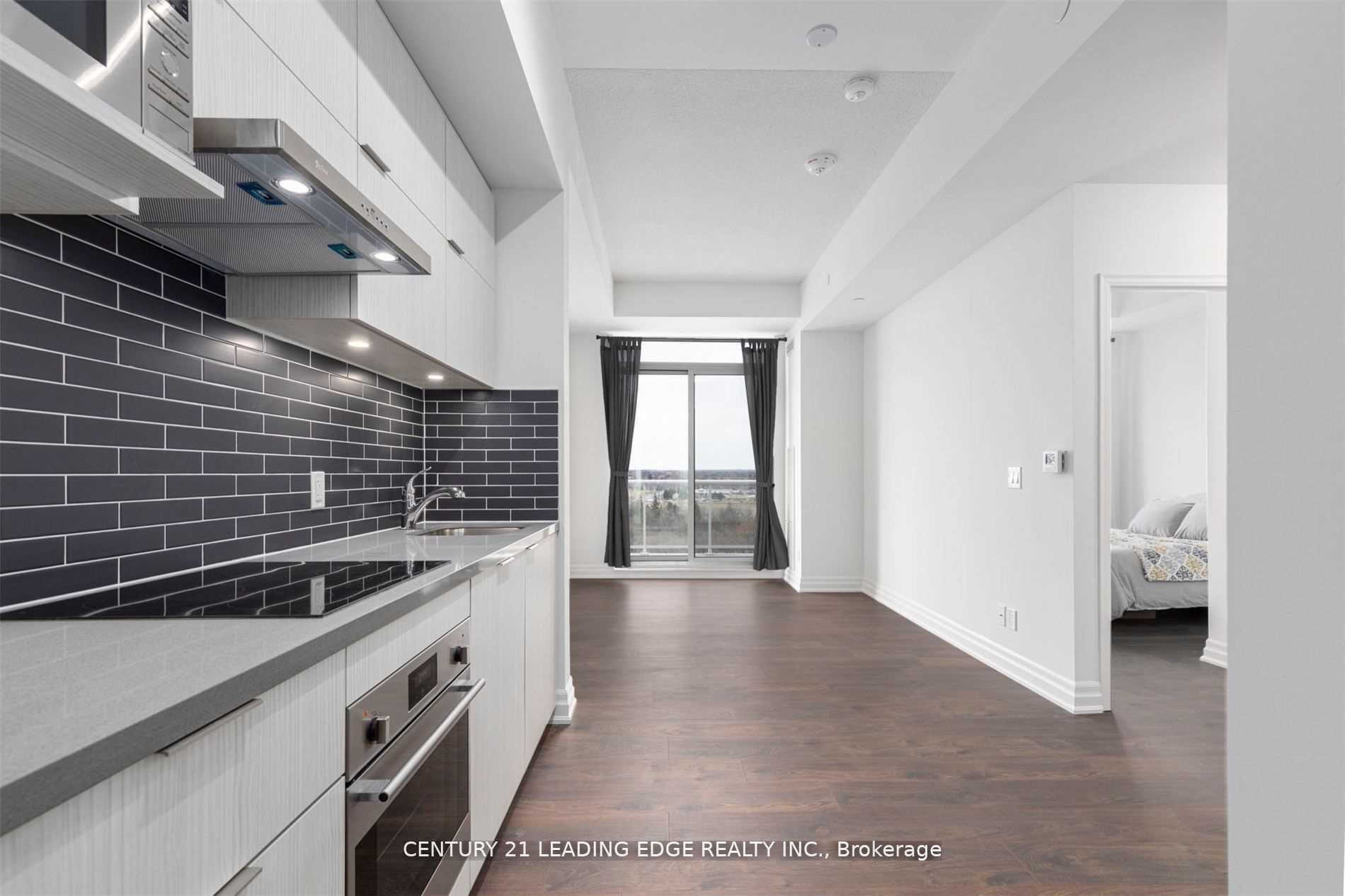 8 ROUGE VALLEY Drive 1215