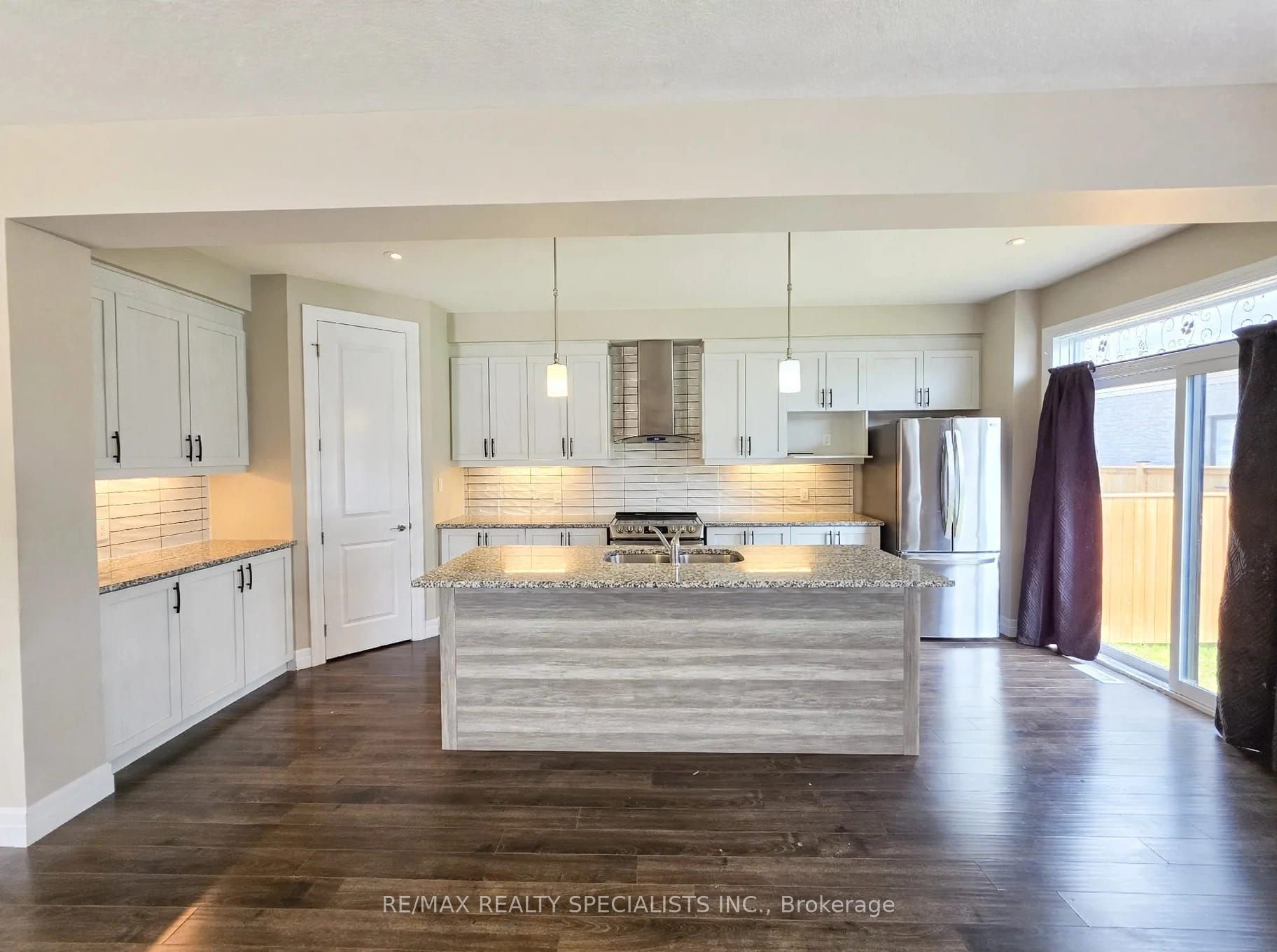 3074 Turner Crescent