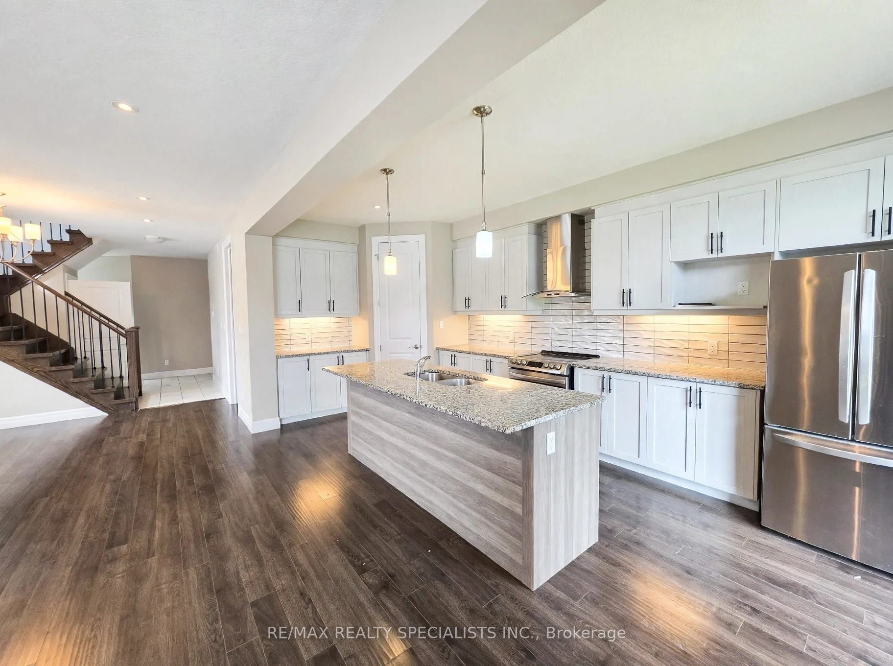 3074 Turner Crescent