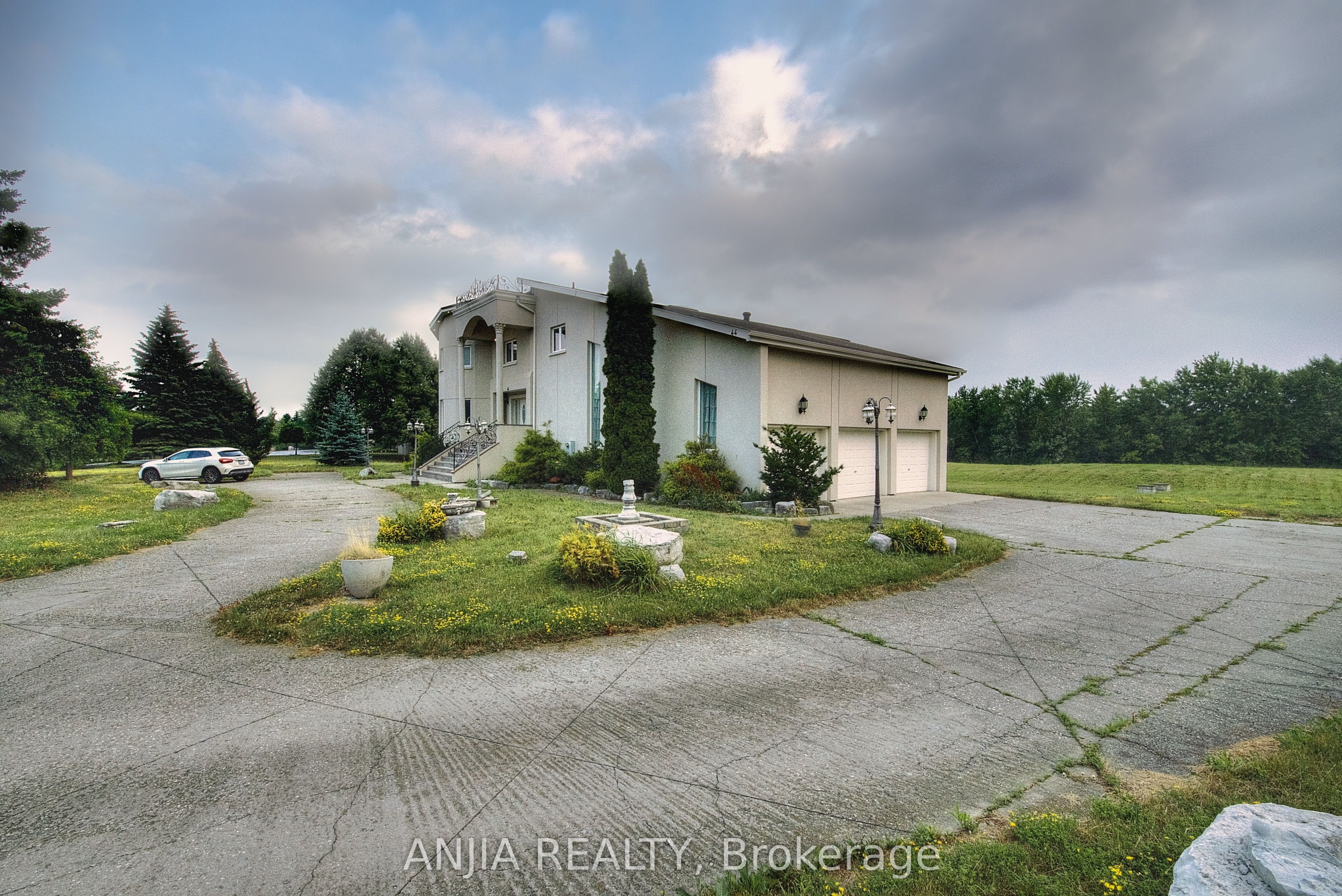 44 Bellini Avenue