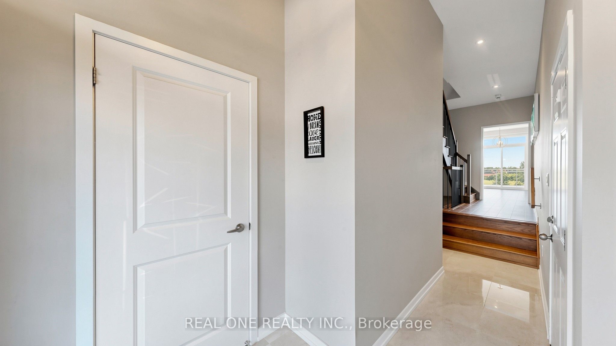 3151 Mintwood Circle