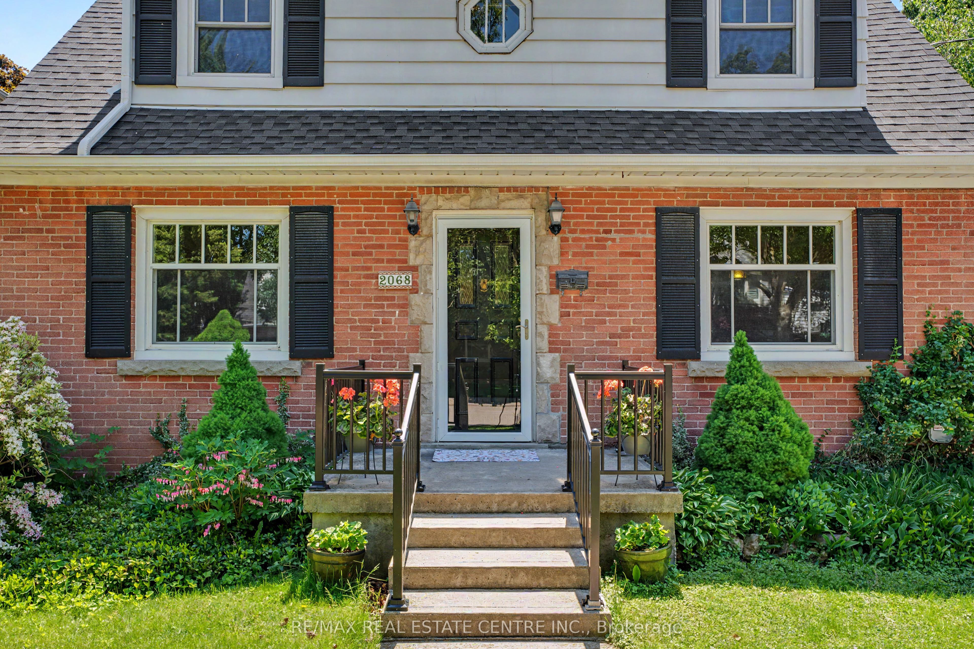 2068 Wellington Avenue