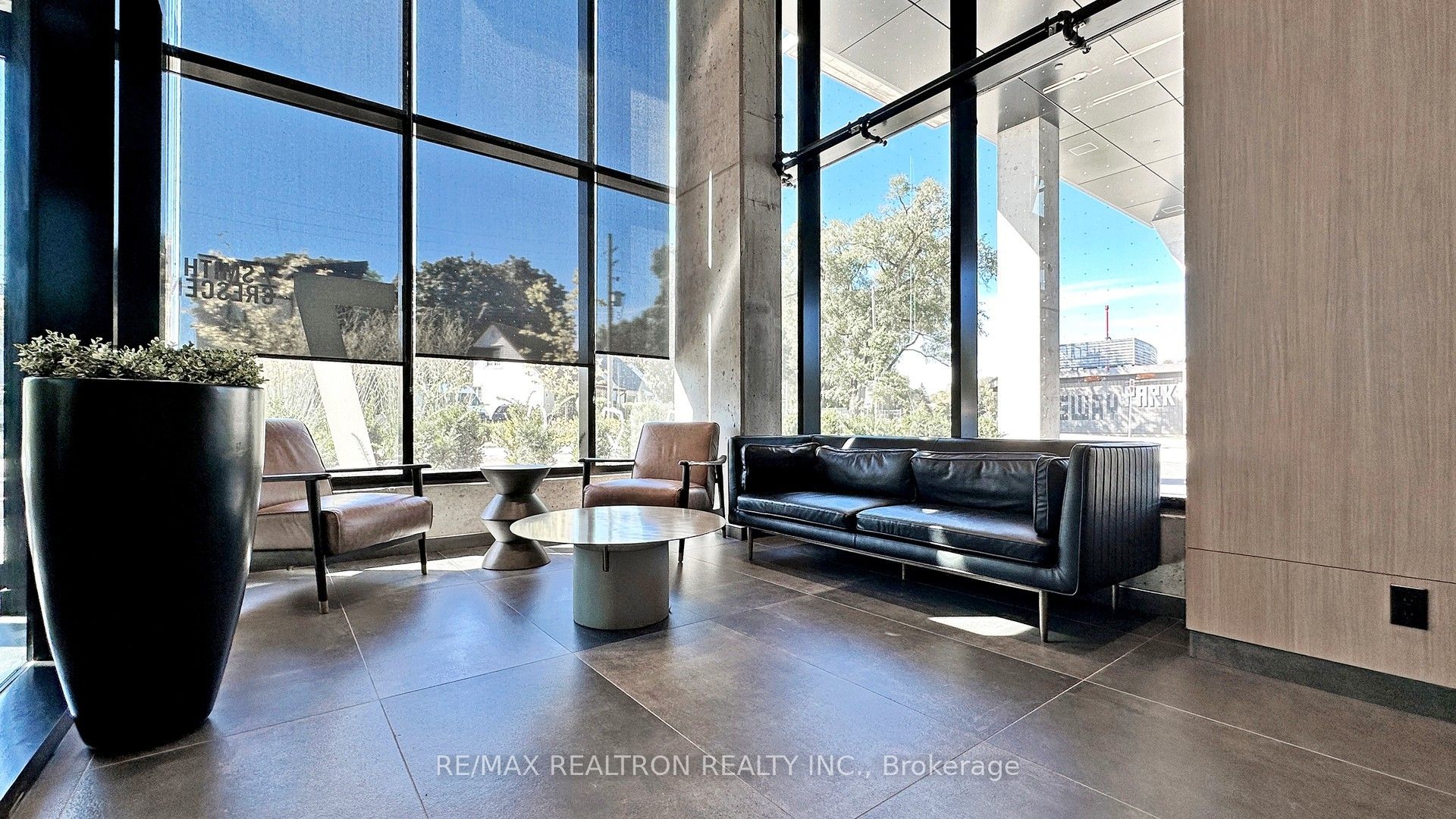 7 Smith Crescent 518