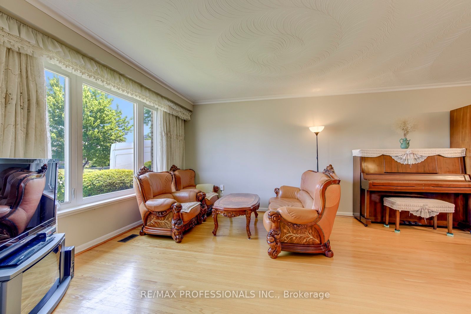 256 Wellesworth Drive