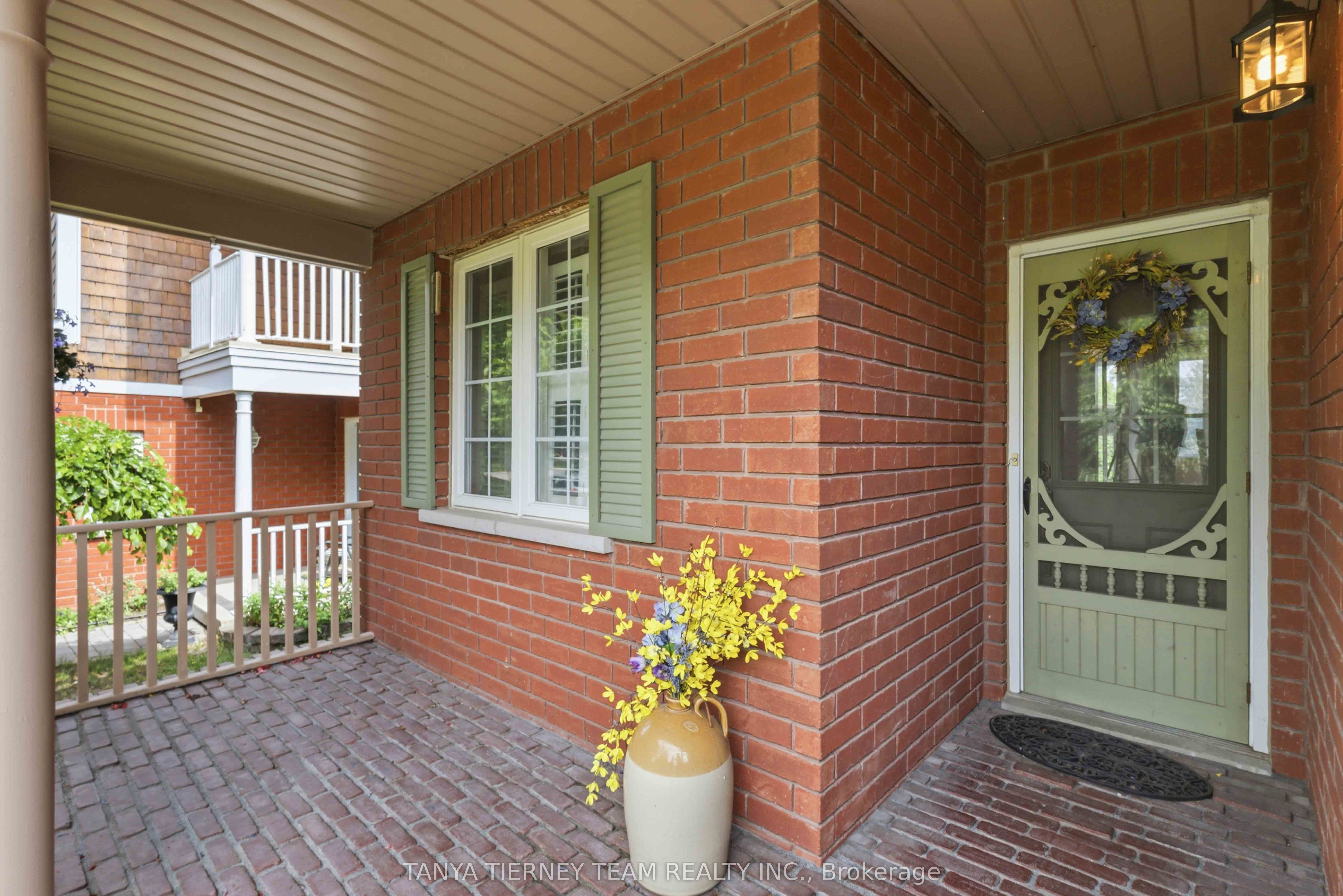5 Cody Avenue