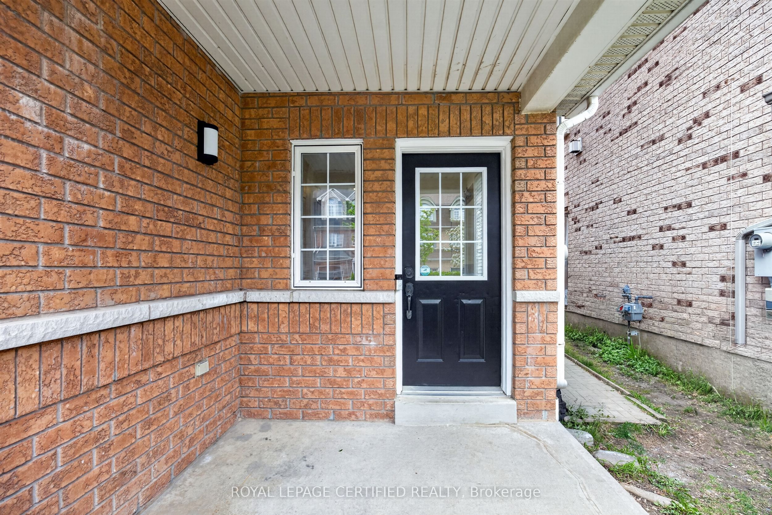 3594 Southwick Street