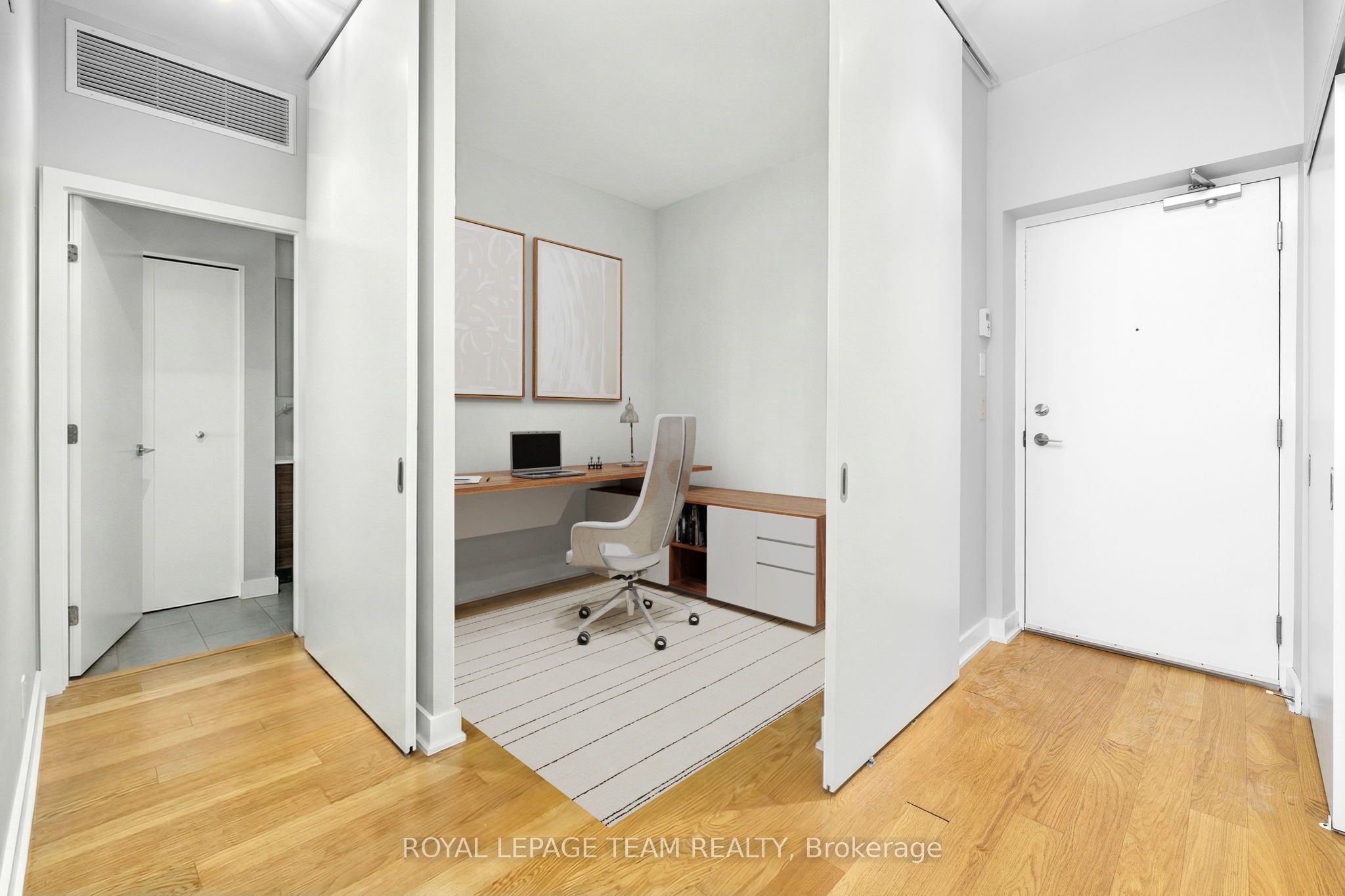 354 Gladstone Avenue 318