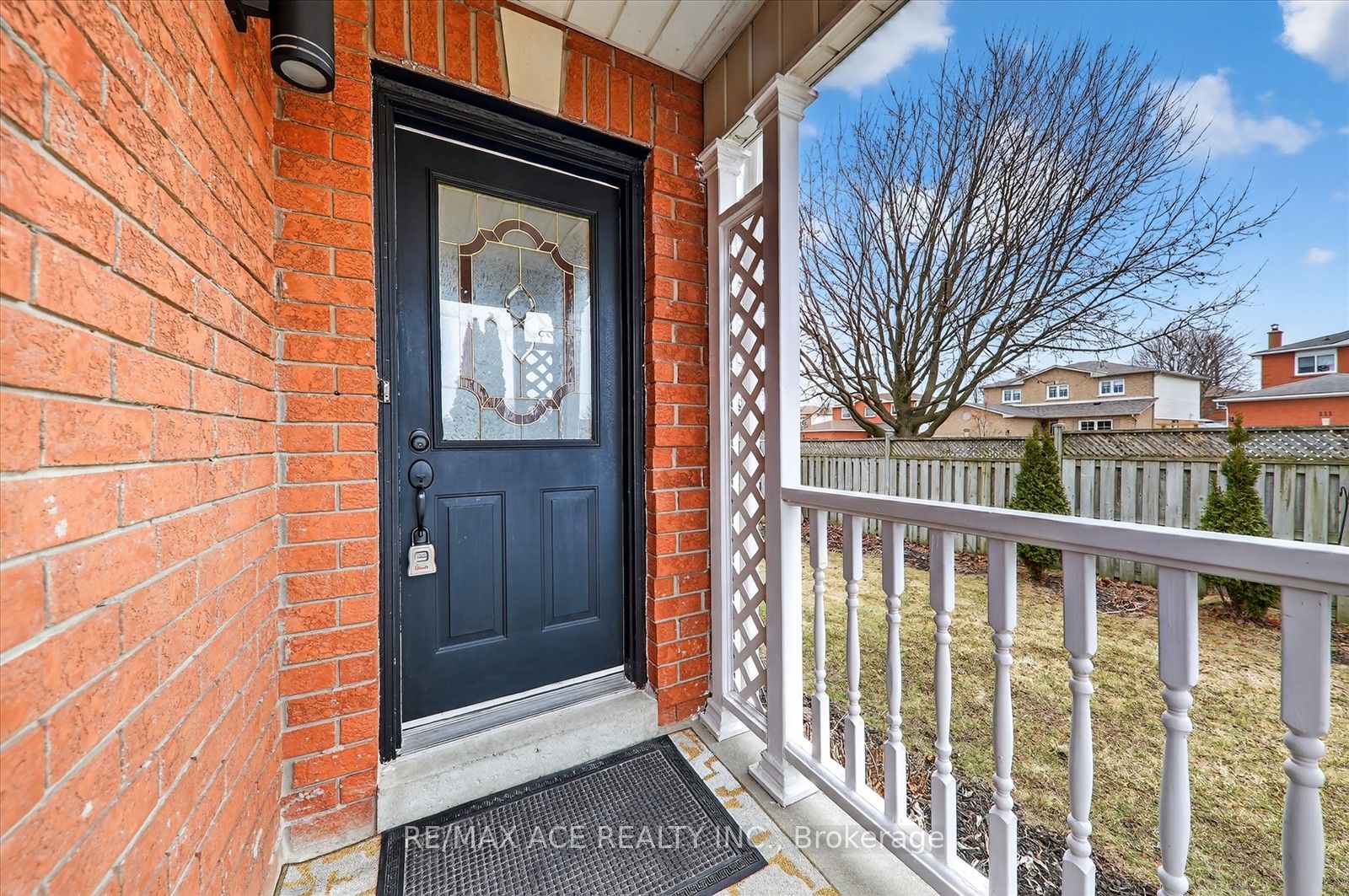 1 Aldcroft Crescent