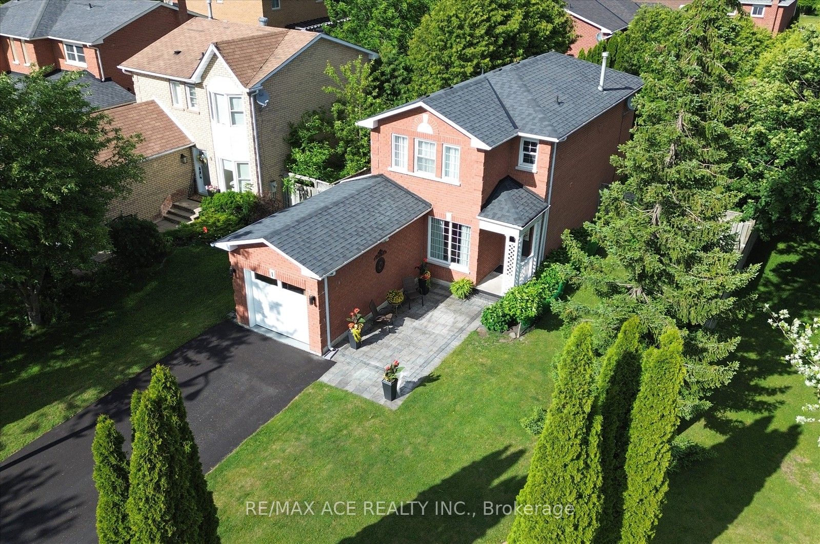 1 Aldcroft Crescent
