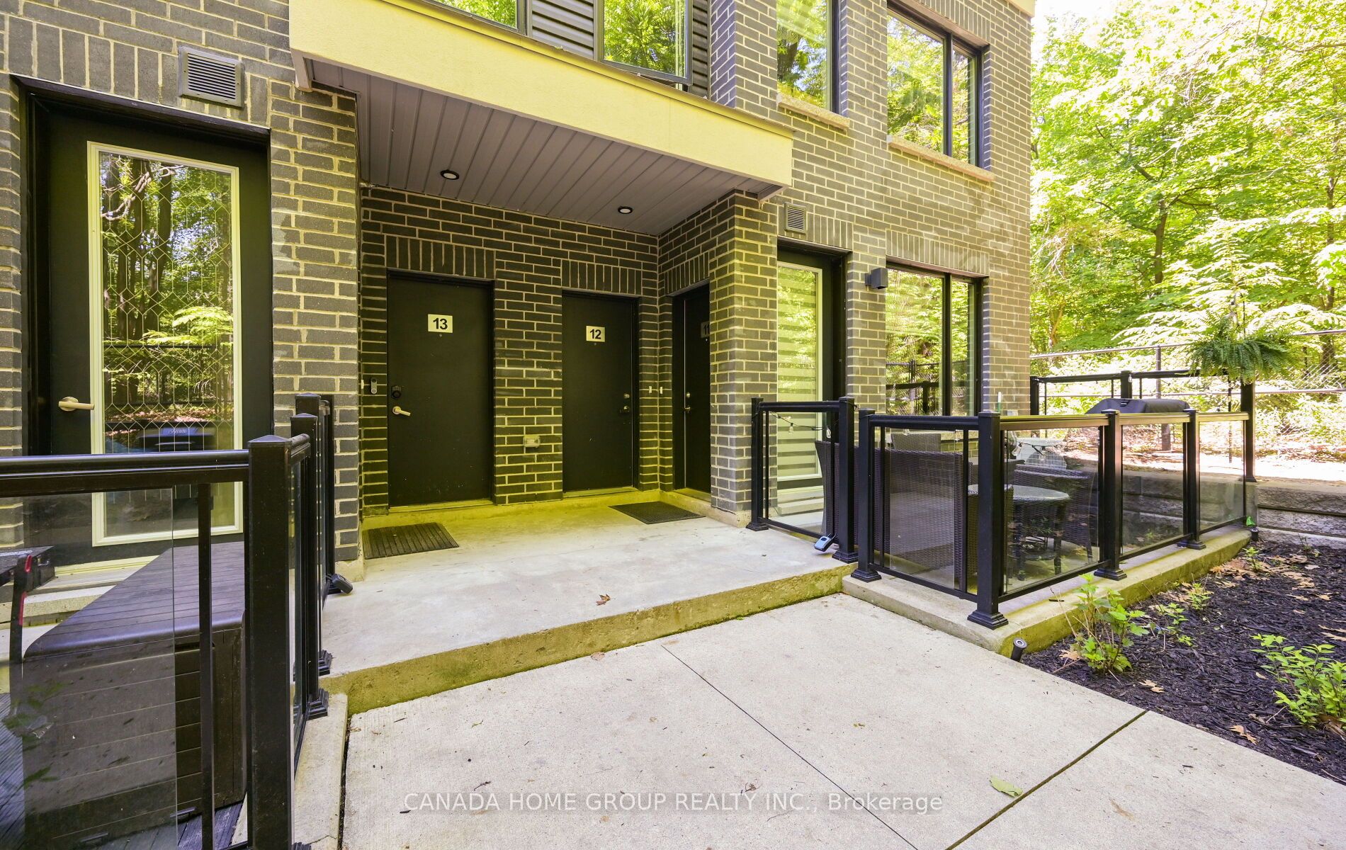 3492 Widdicombe Way 12