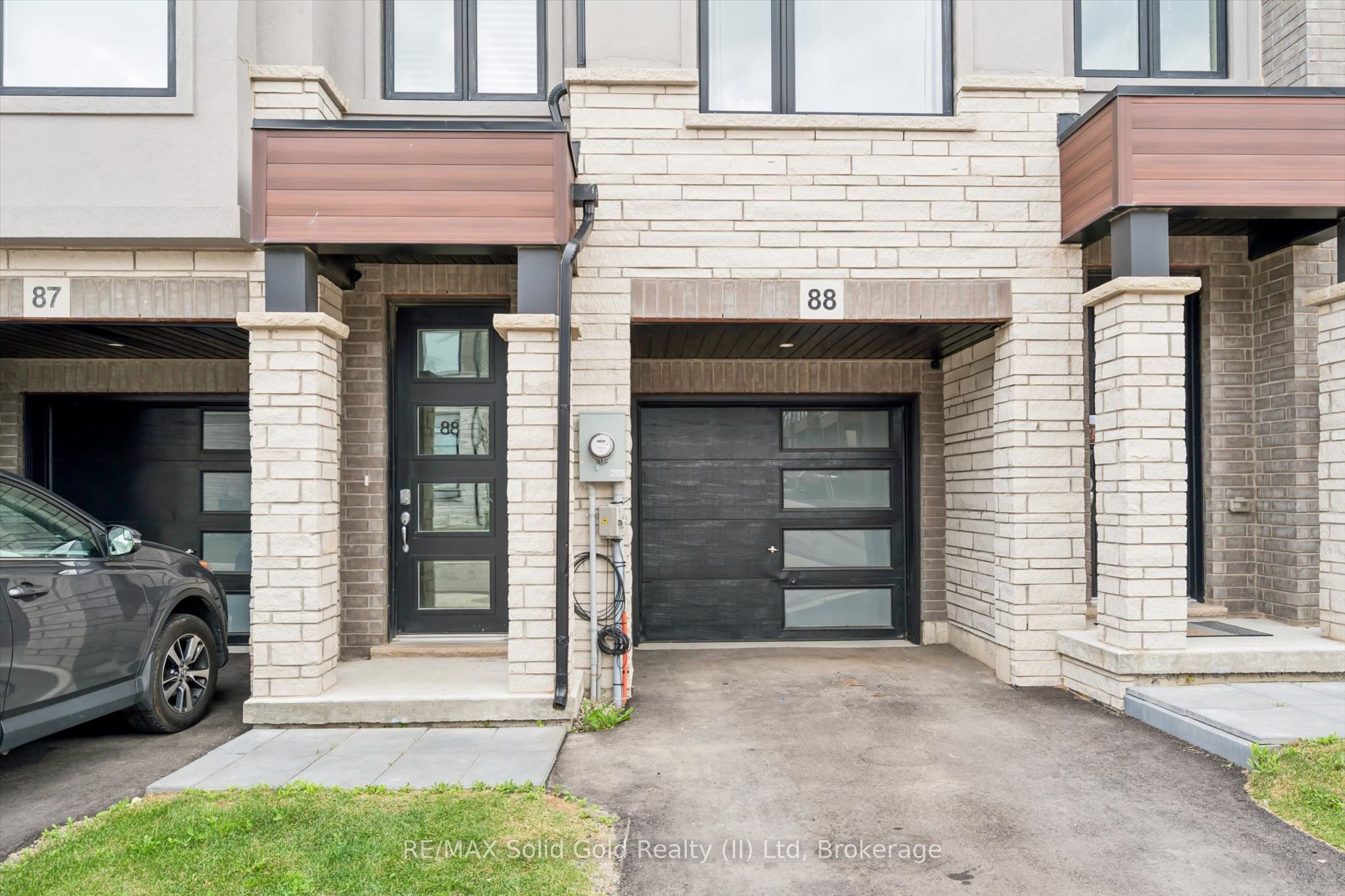 155 Equestrian Way 88