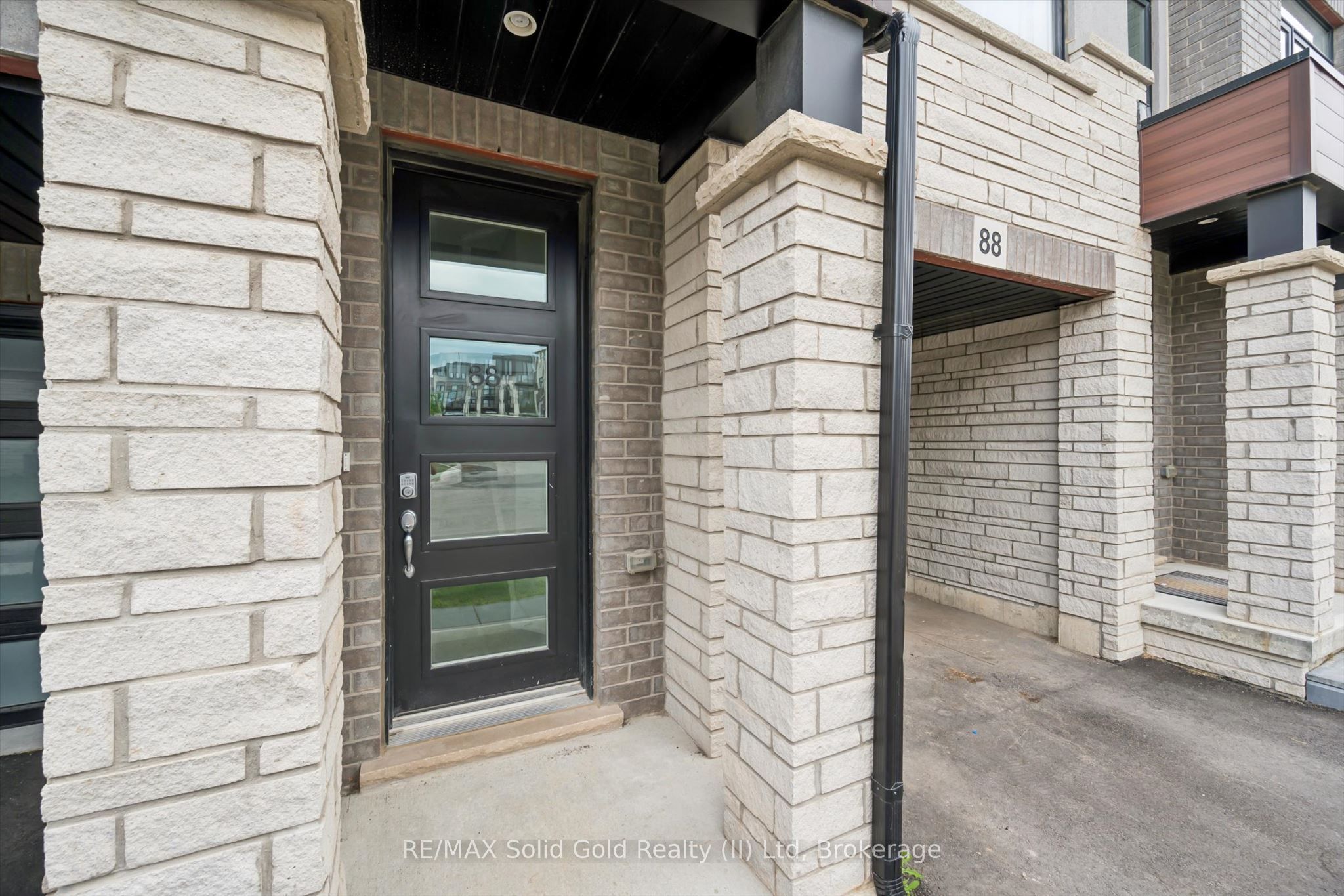155 Equestrian Way 88