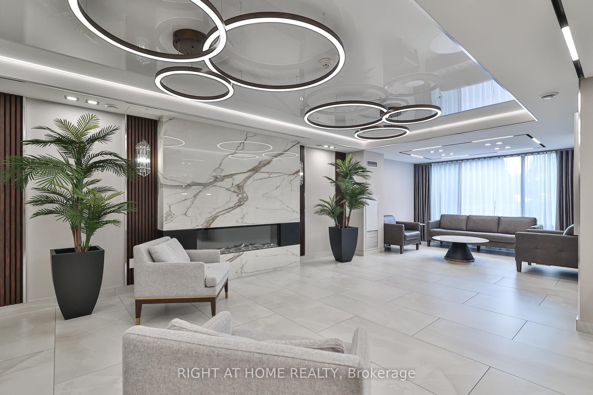 30 Harding Boulevard W 802