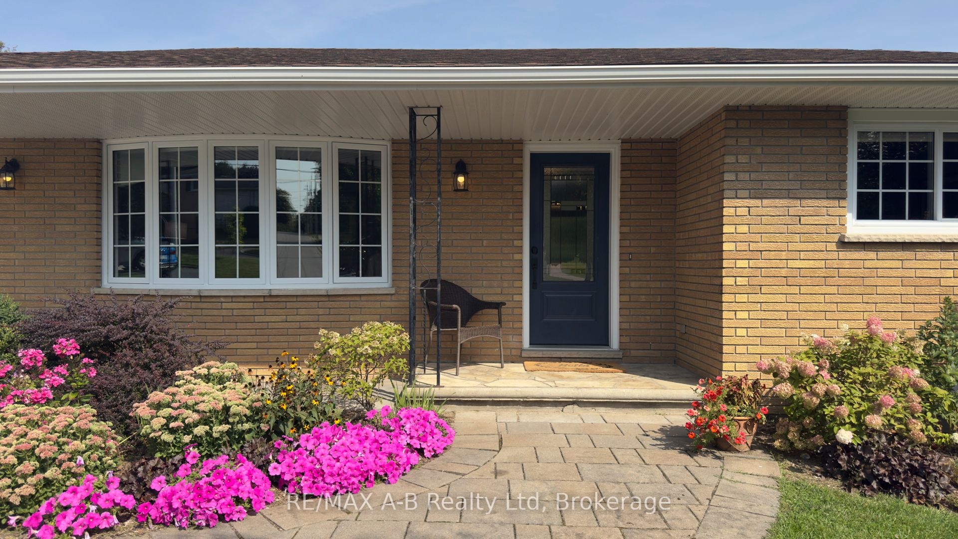43 Widder Street W