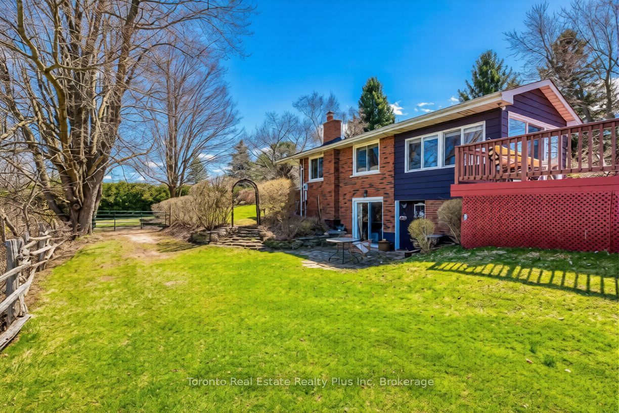 1215 Britannia Road