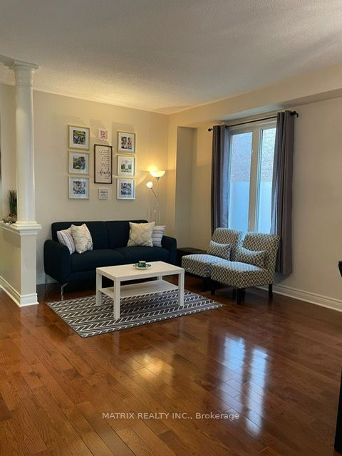 69 Ken Laushway Avenue