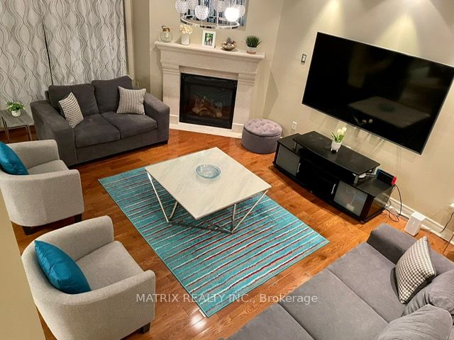 69 Ken Laushway Avenue