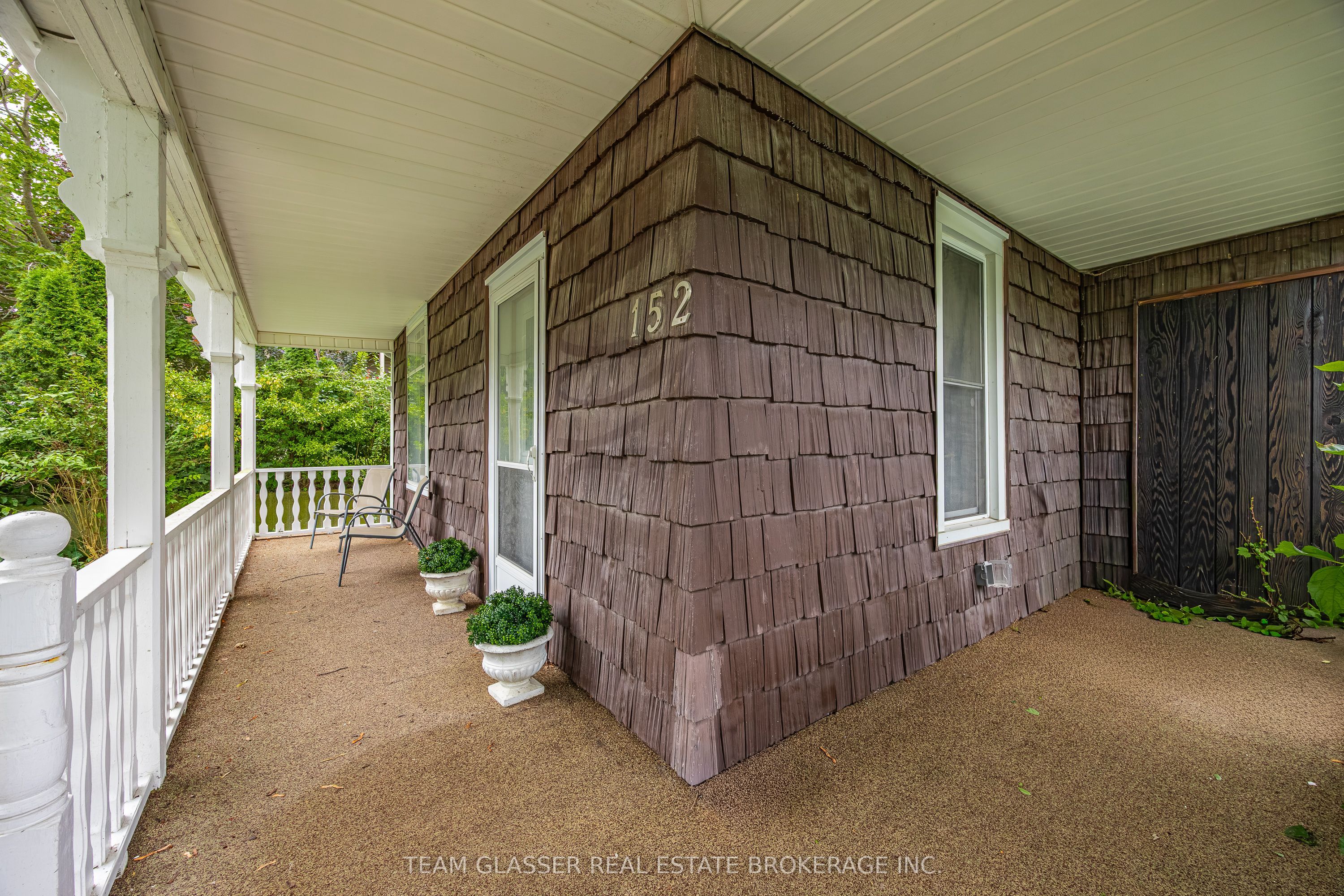 152 WONHAM Street S