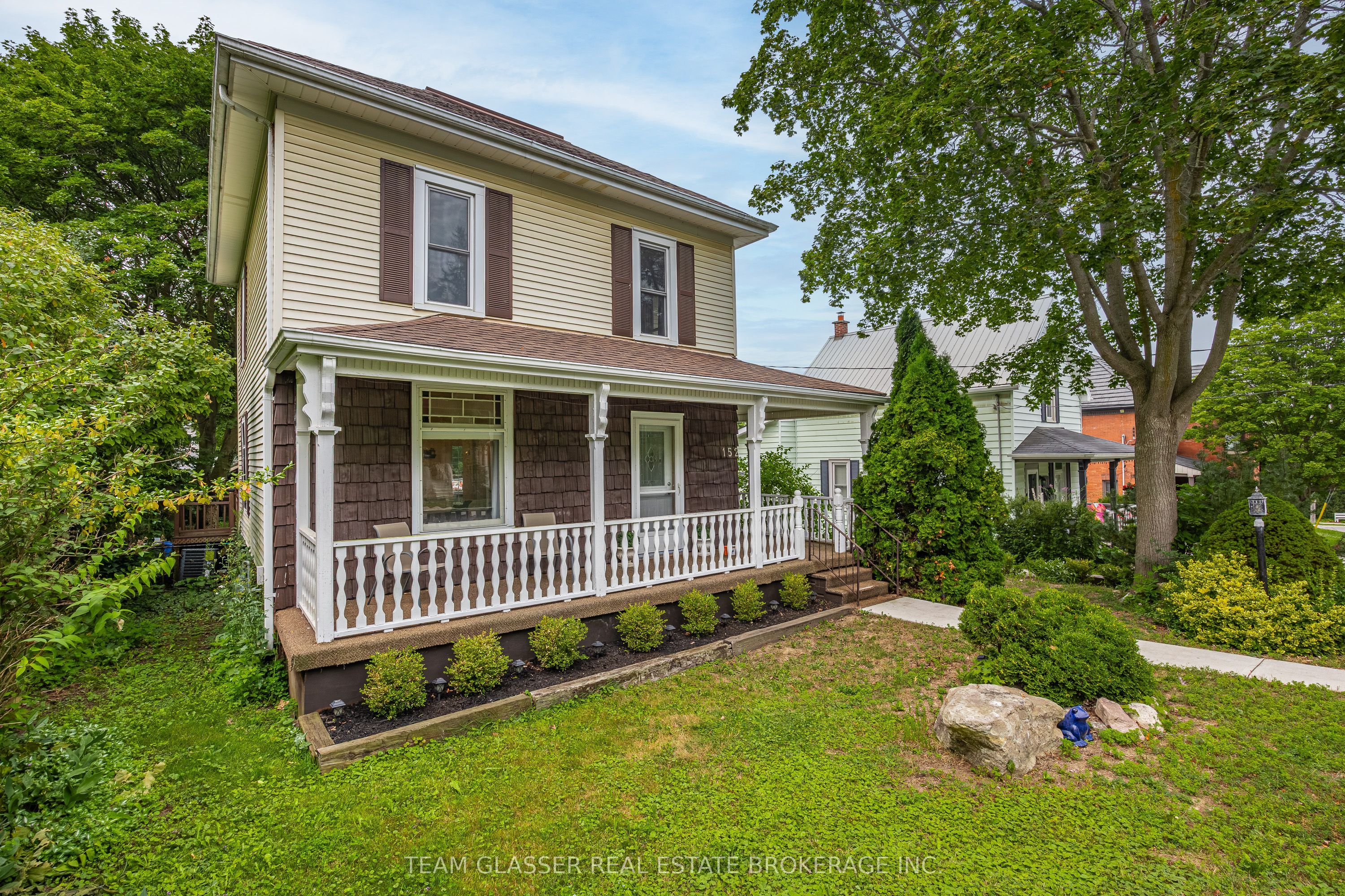 152 WONHAM Street S