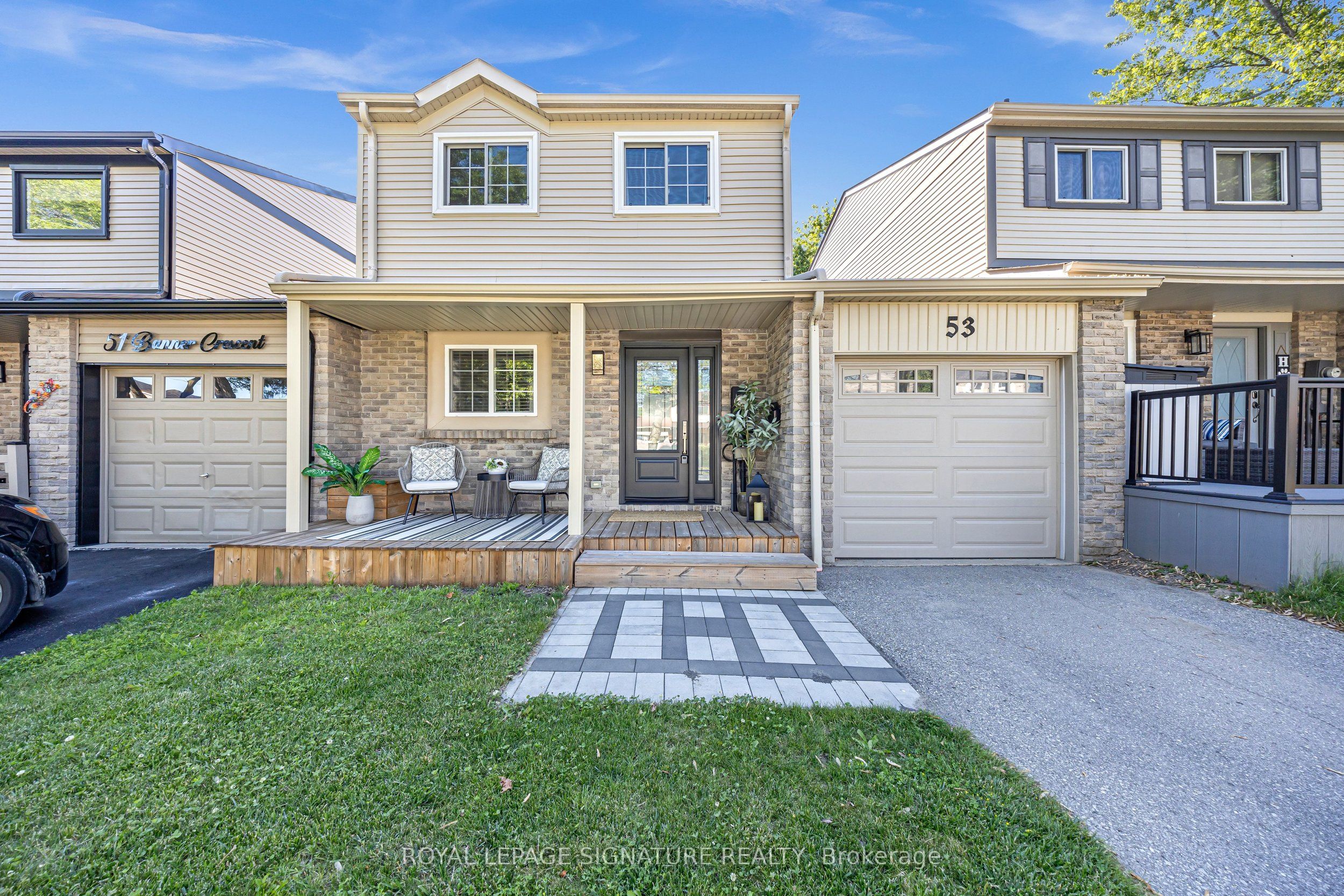53 Banner Crescent