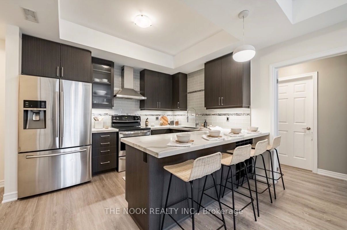 660 Gordon Street 110