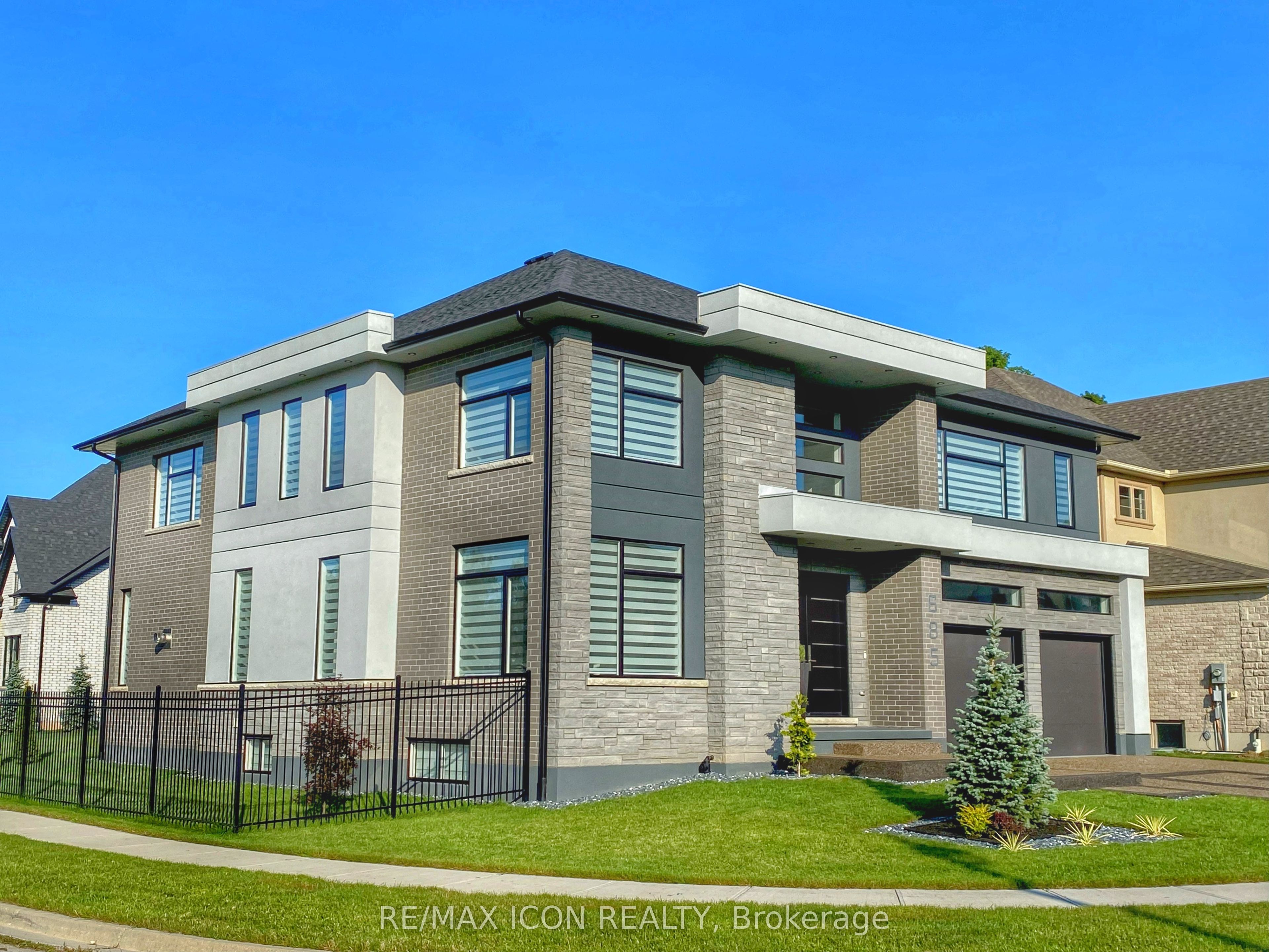 685 Meadowsweet Avenue