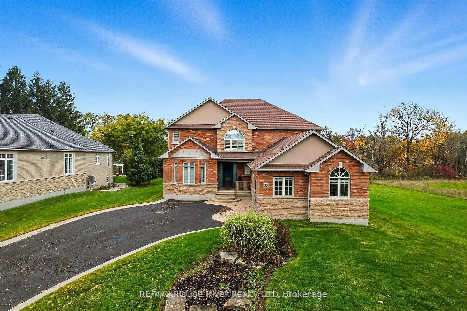 30 Hanover Court