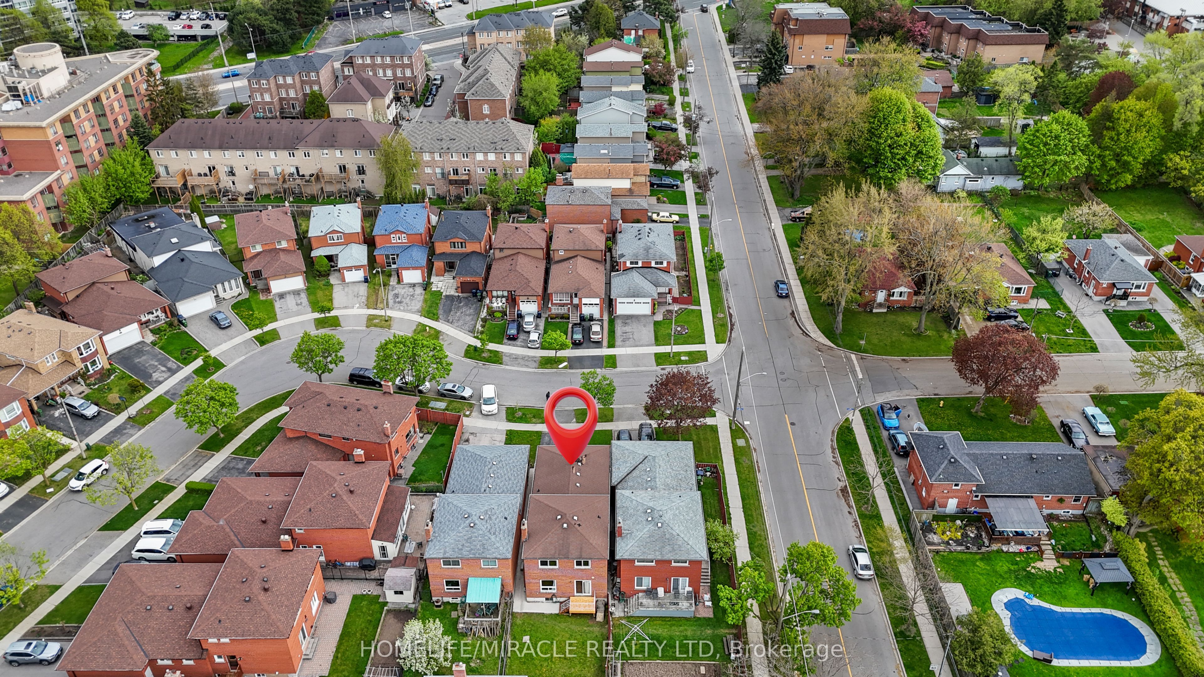 4 Greendowns Drive