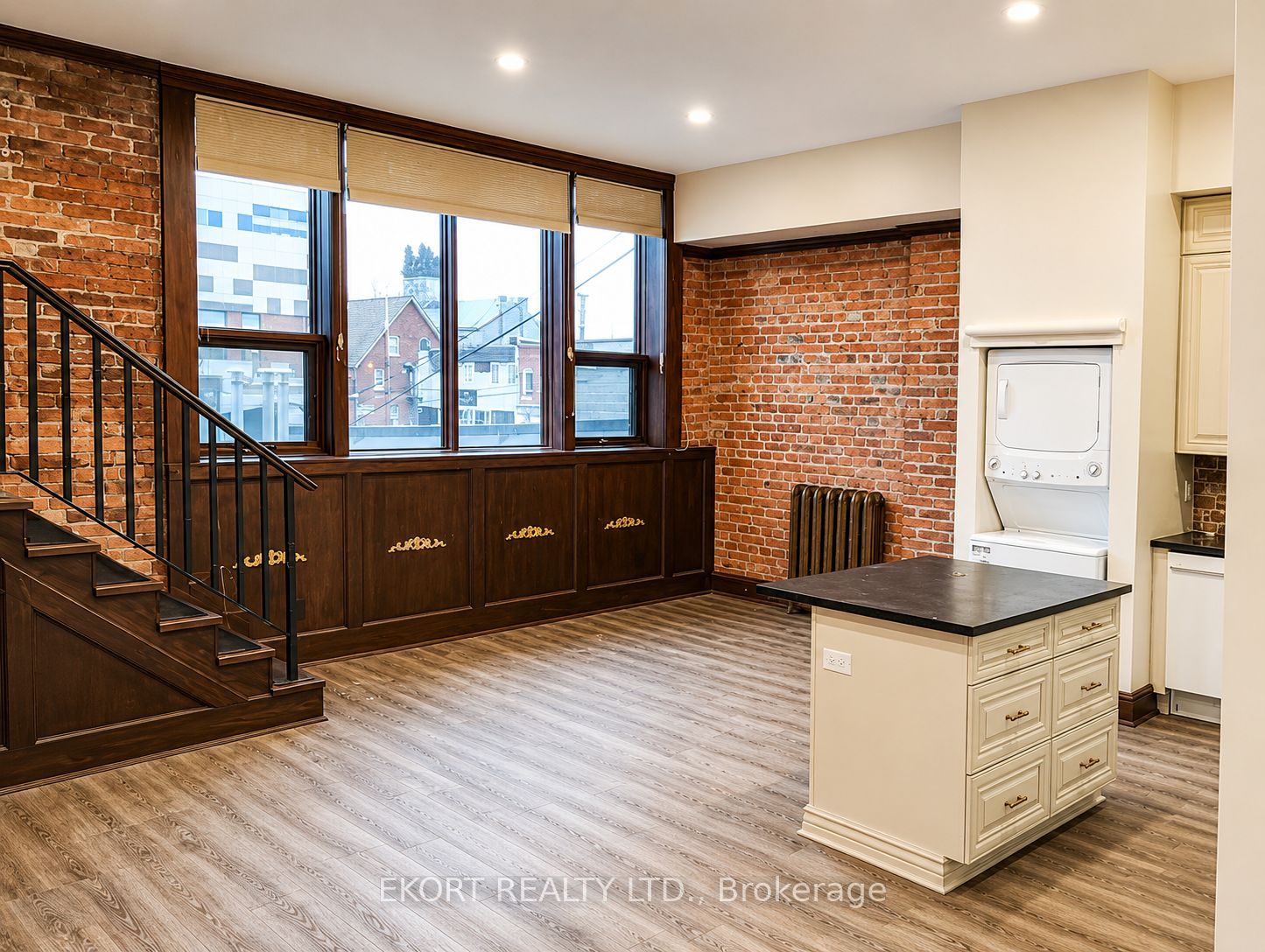 249-253 Front Street