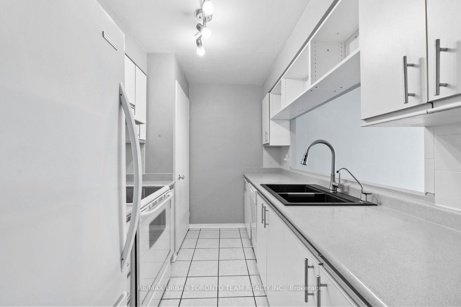 90 Dale Avenue 306