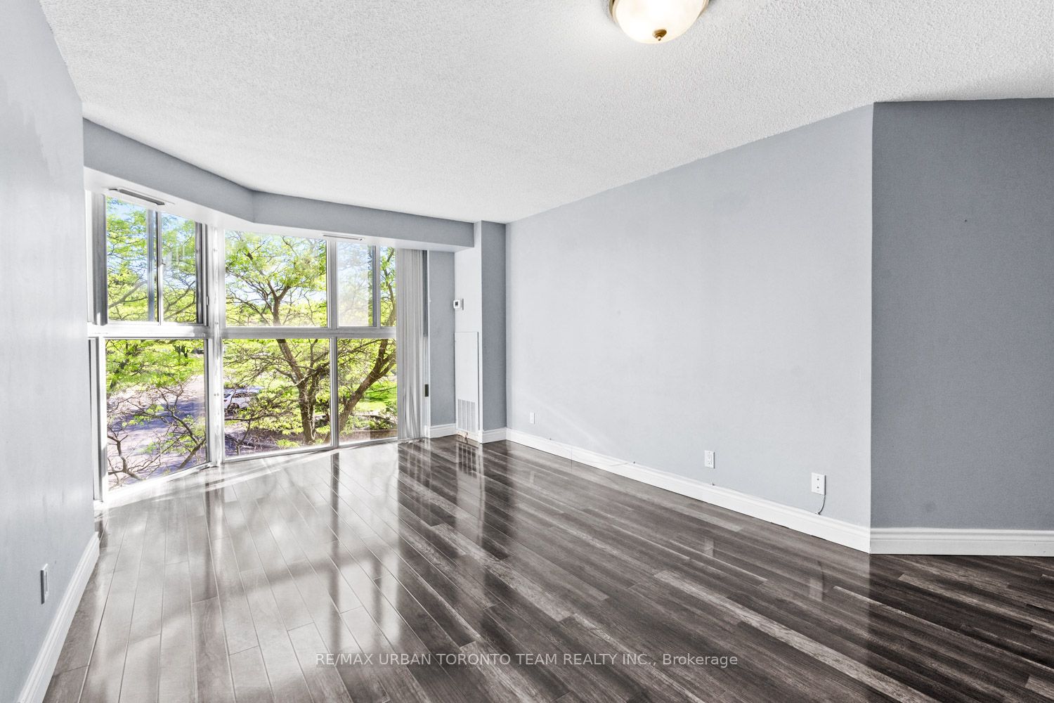 90 Dale Avenue 306