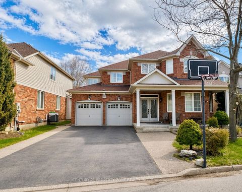 27 Dellgrove Circle Cambridge ON N1T 2J8