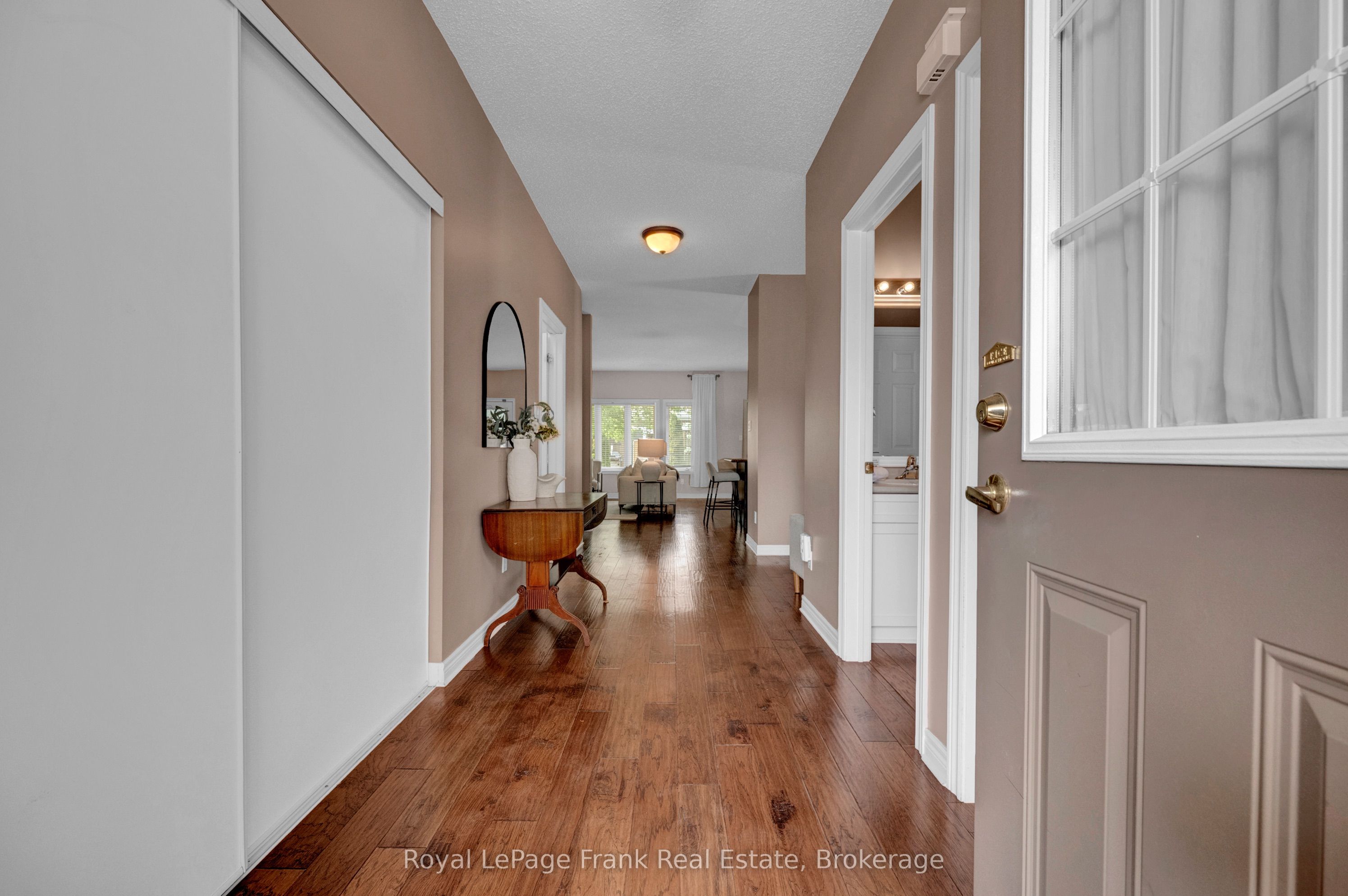 20 Kissingbridge Lane