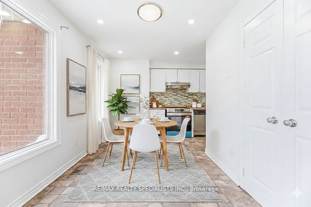 3 Mullis Crescent