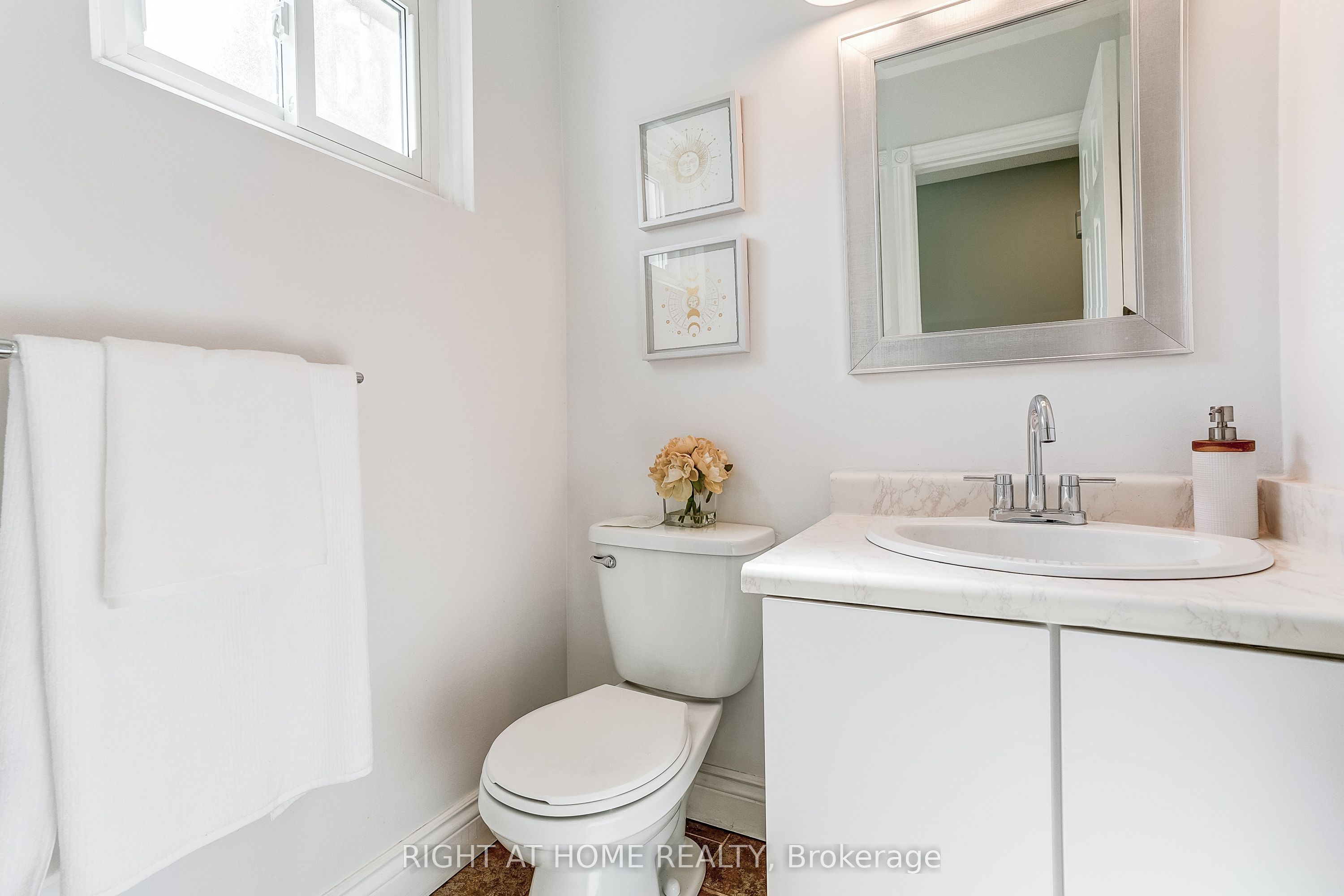 2120 Rathburn Road E 55