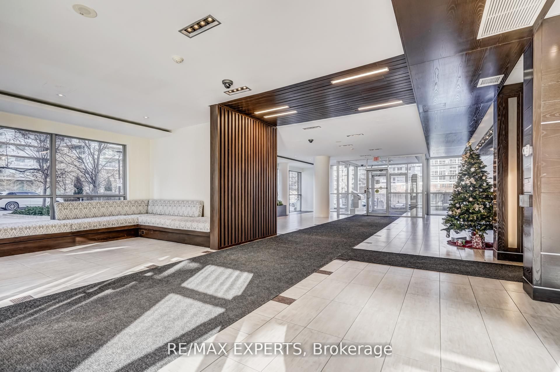 80 Western Battery Road 801