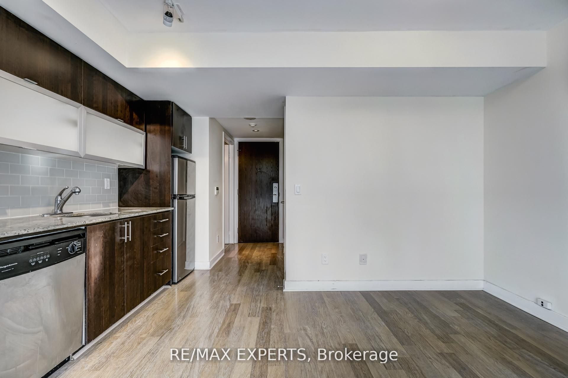 80 Western Battery Road 801