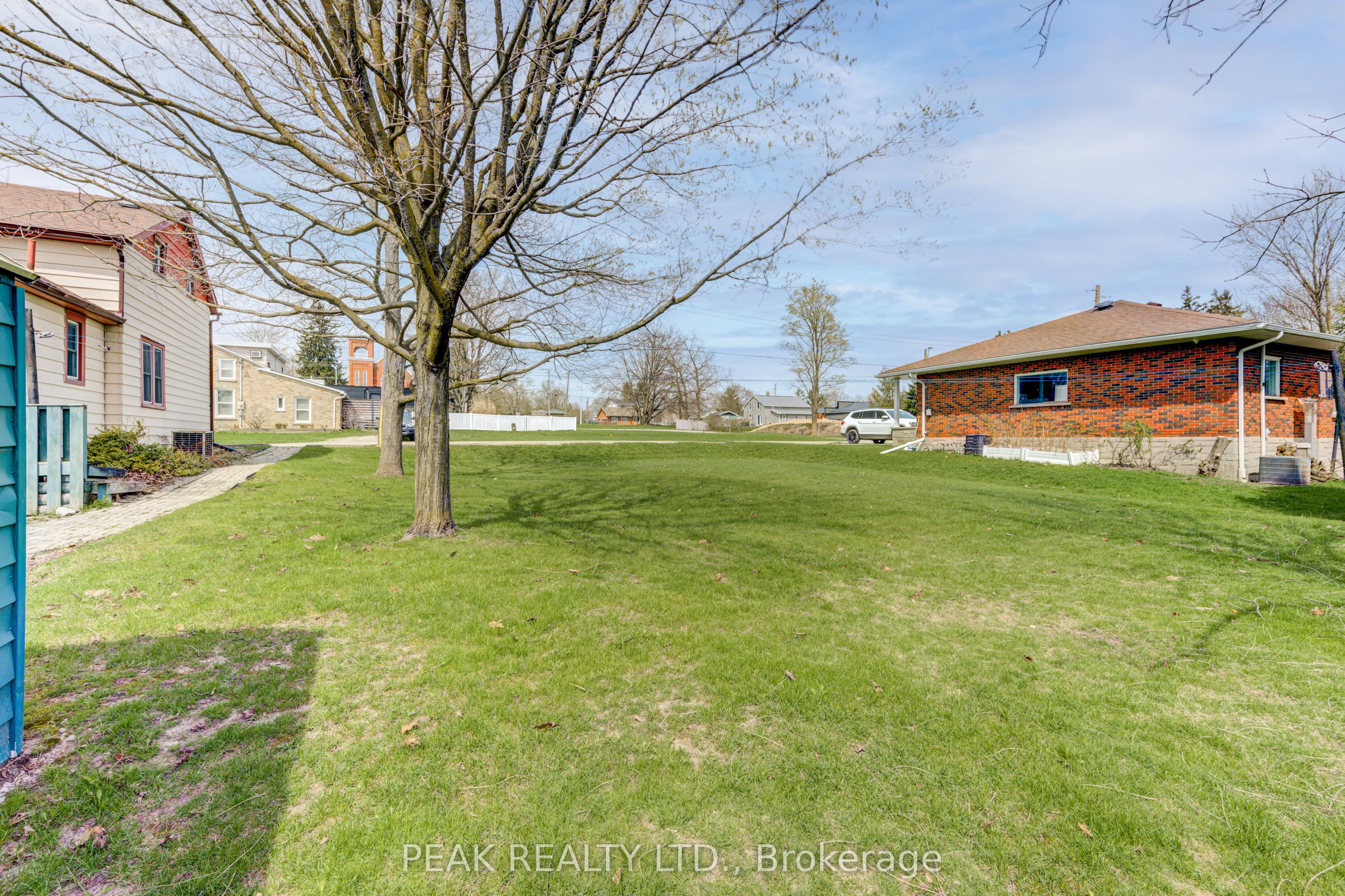 3991 Perth Road 107 Road