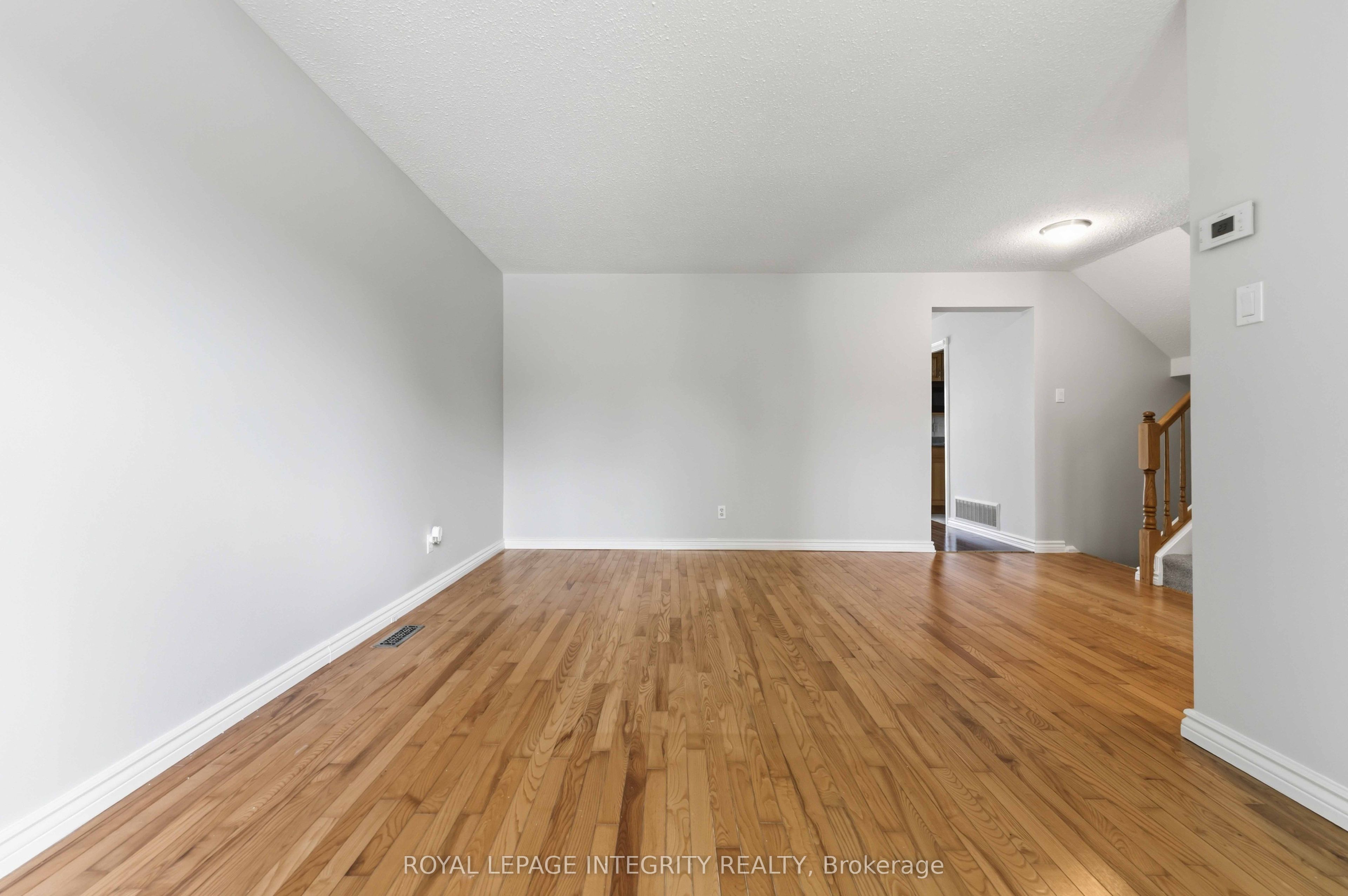 1455 Bradshaw Crescent