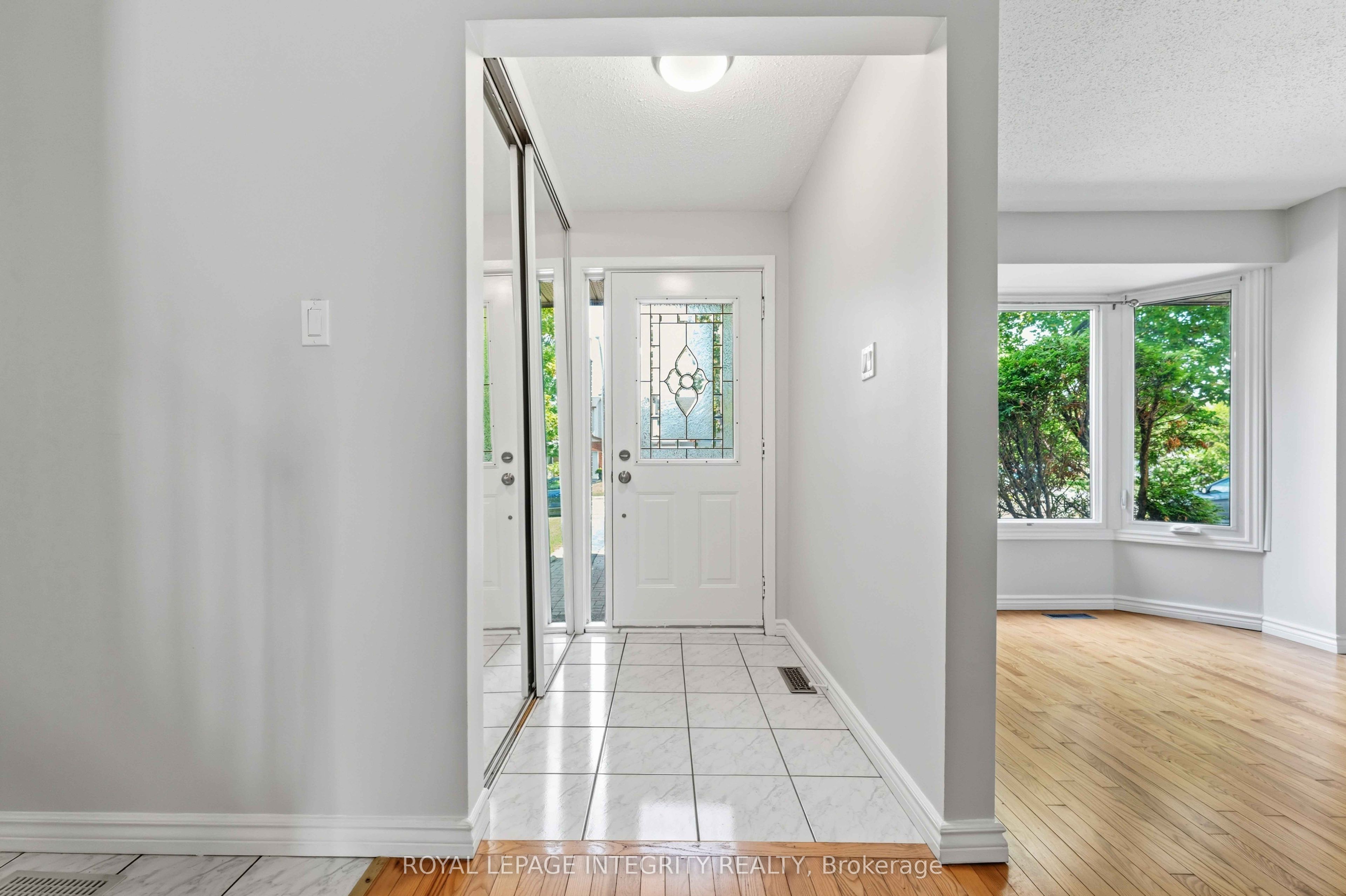 1455 Bradshaw Crescent