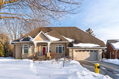 2 Bilston Court Toronto W08 ON M9B 5H4