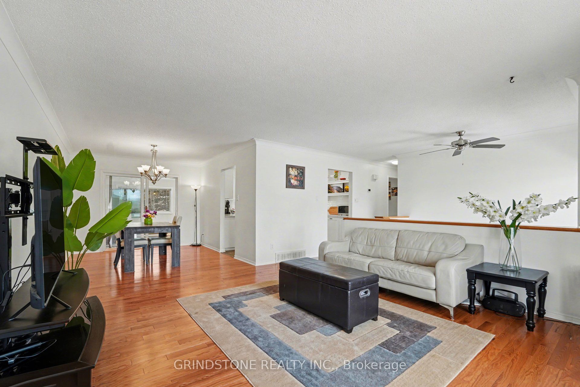 319 Riverwood Drive