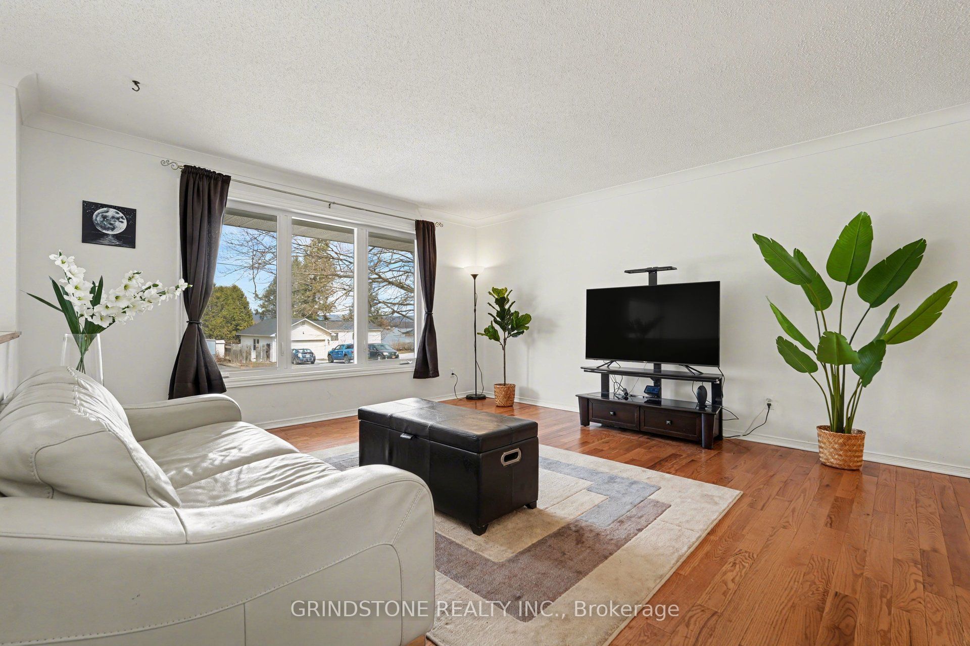 319 Riverwood Drive