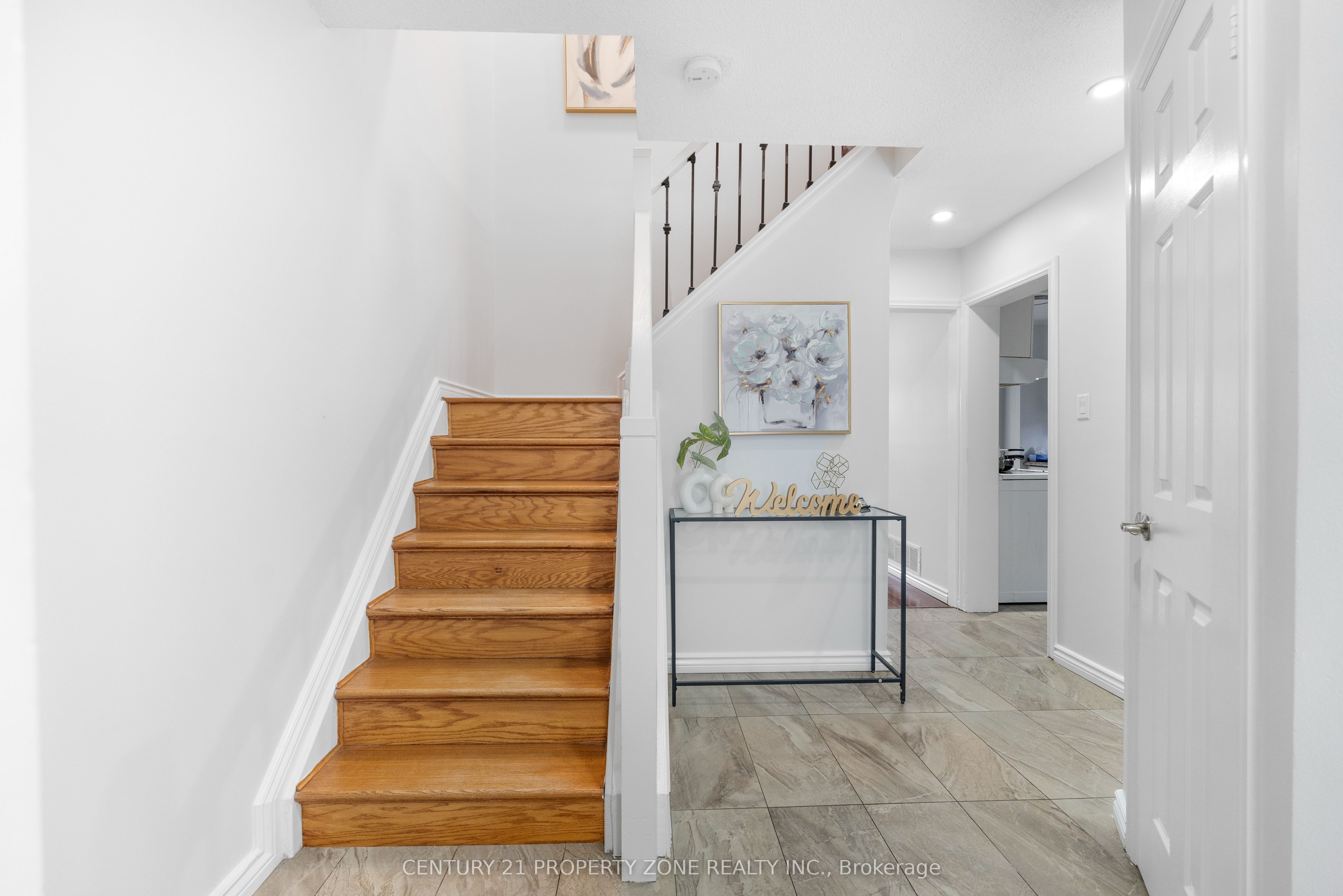 240 Simmons Boulevard