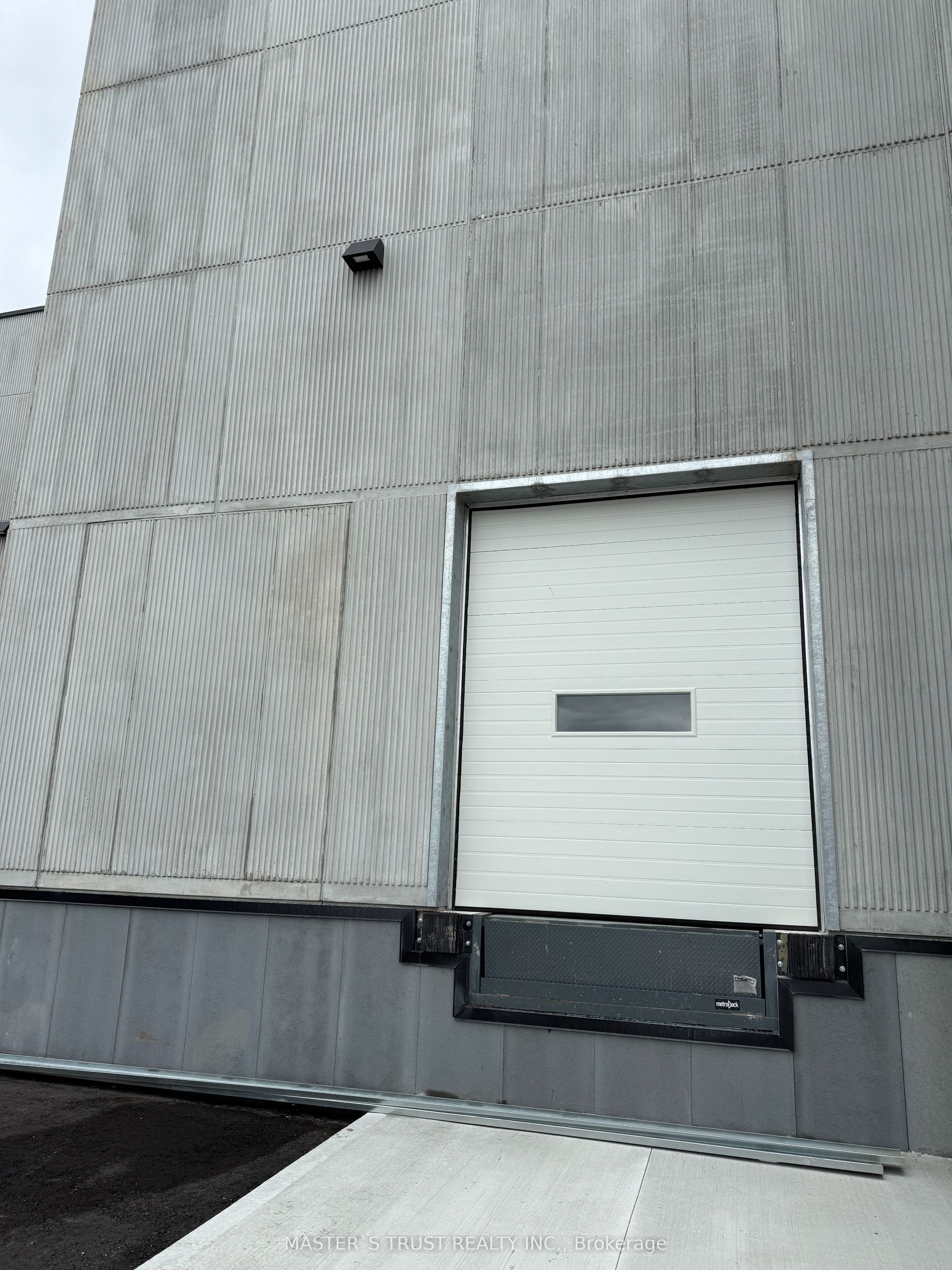 32 Don Hillock Drive 3